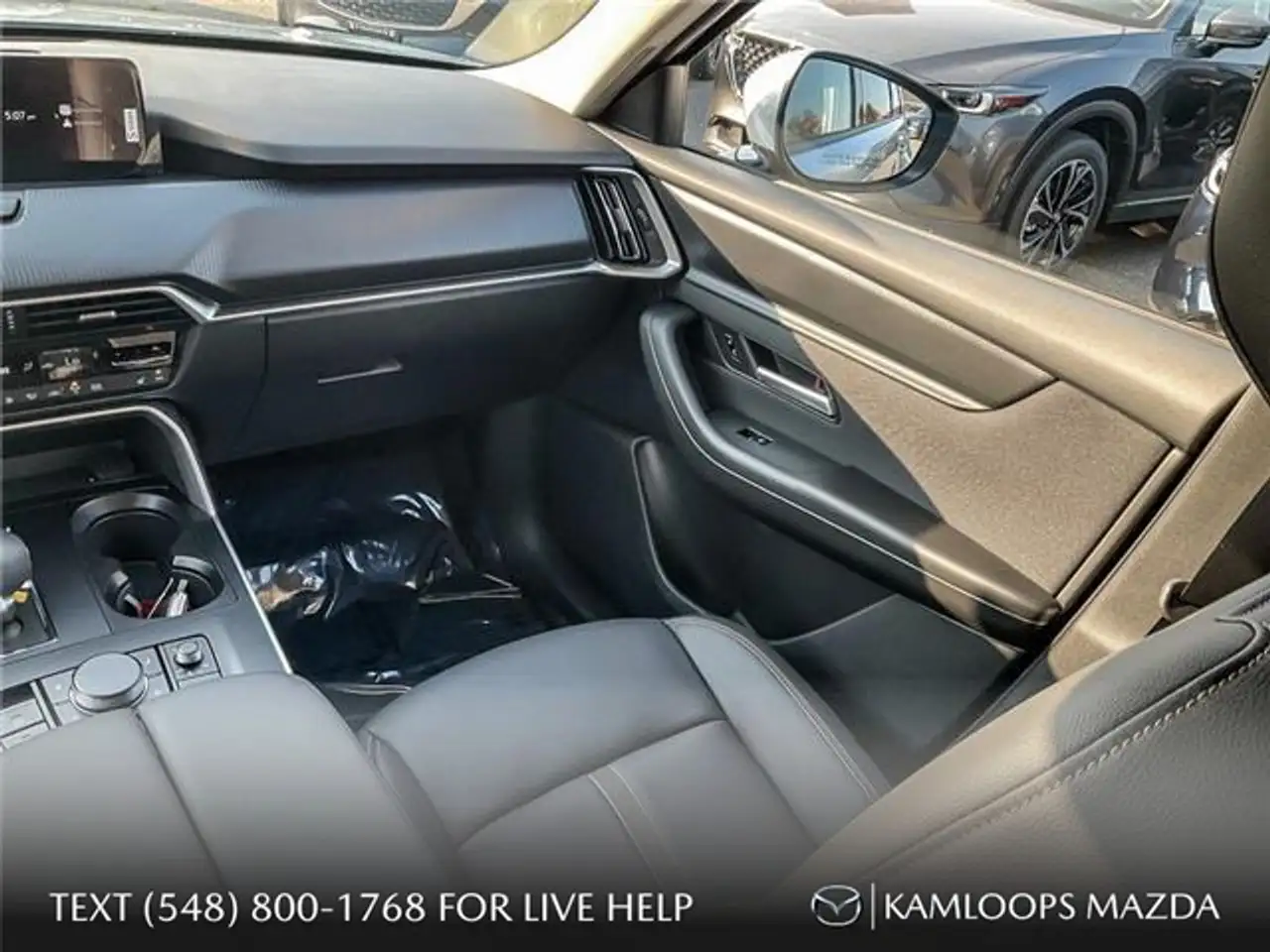 Mazda CX-90 PHEV снимка Mazda CX-90 PHEV