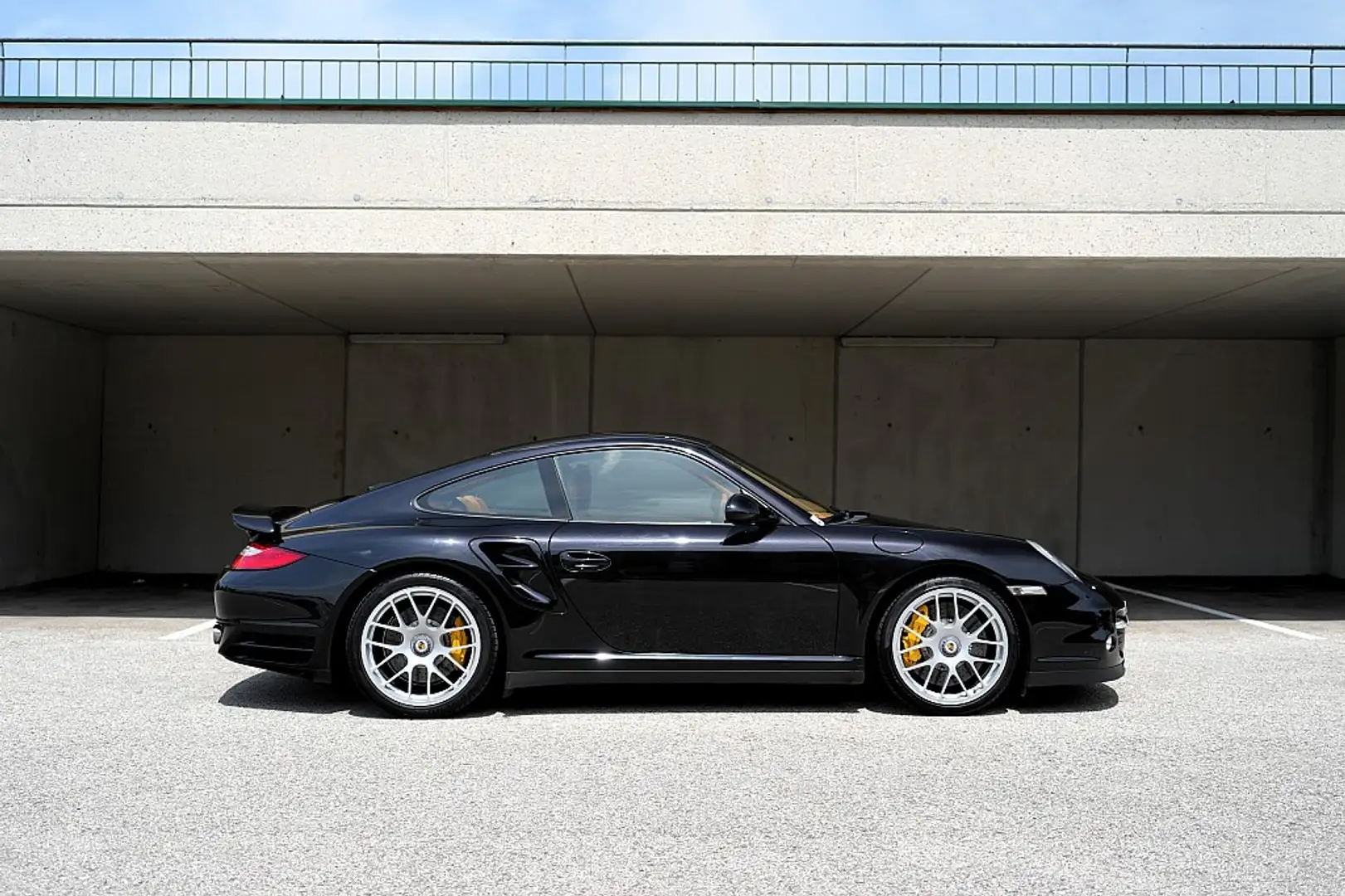 Porsche 997 911 997.2 Turbo S II Coupé PDK Noir - 1