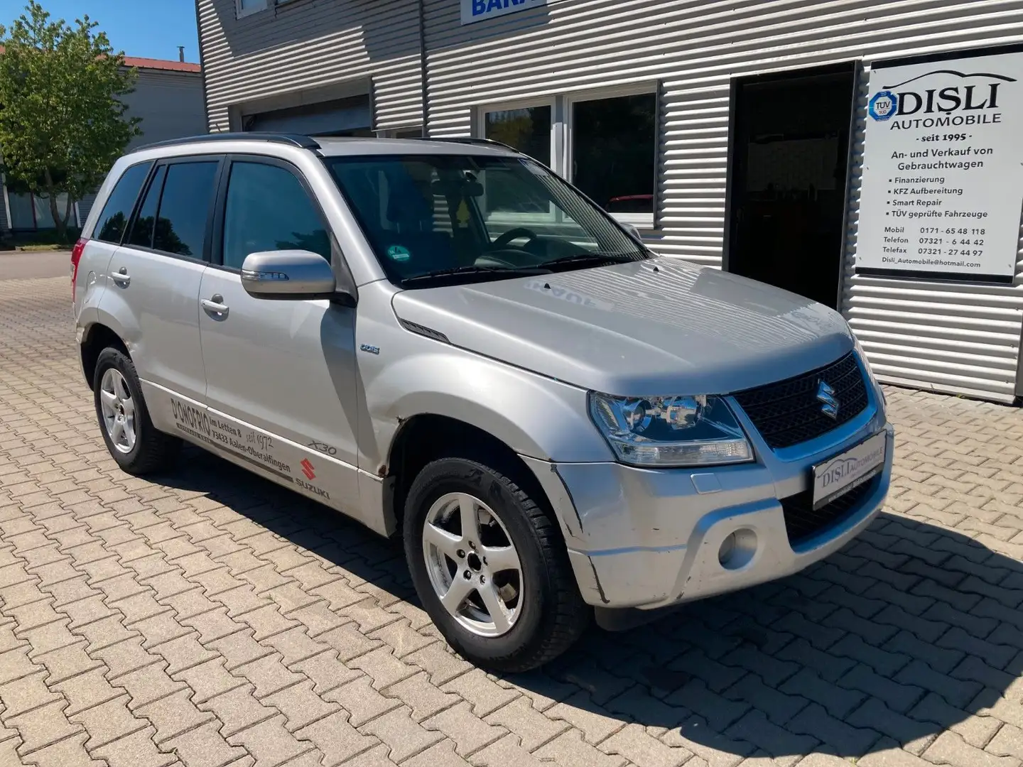 Suzuki Grand Vitara 1.9 DDIS,Klimaautomatik,Navi,Leder, Silber - 1