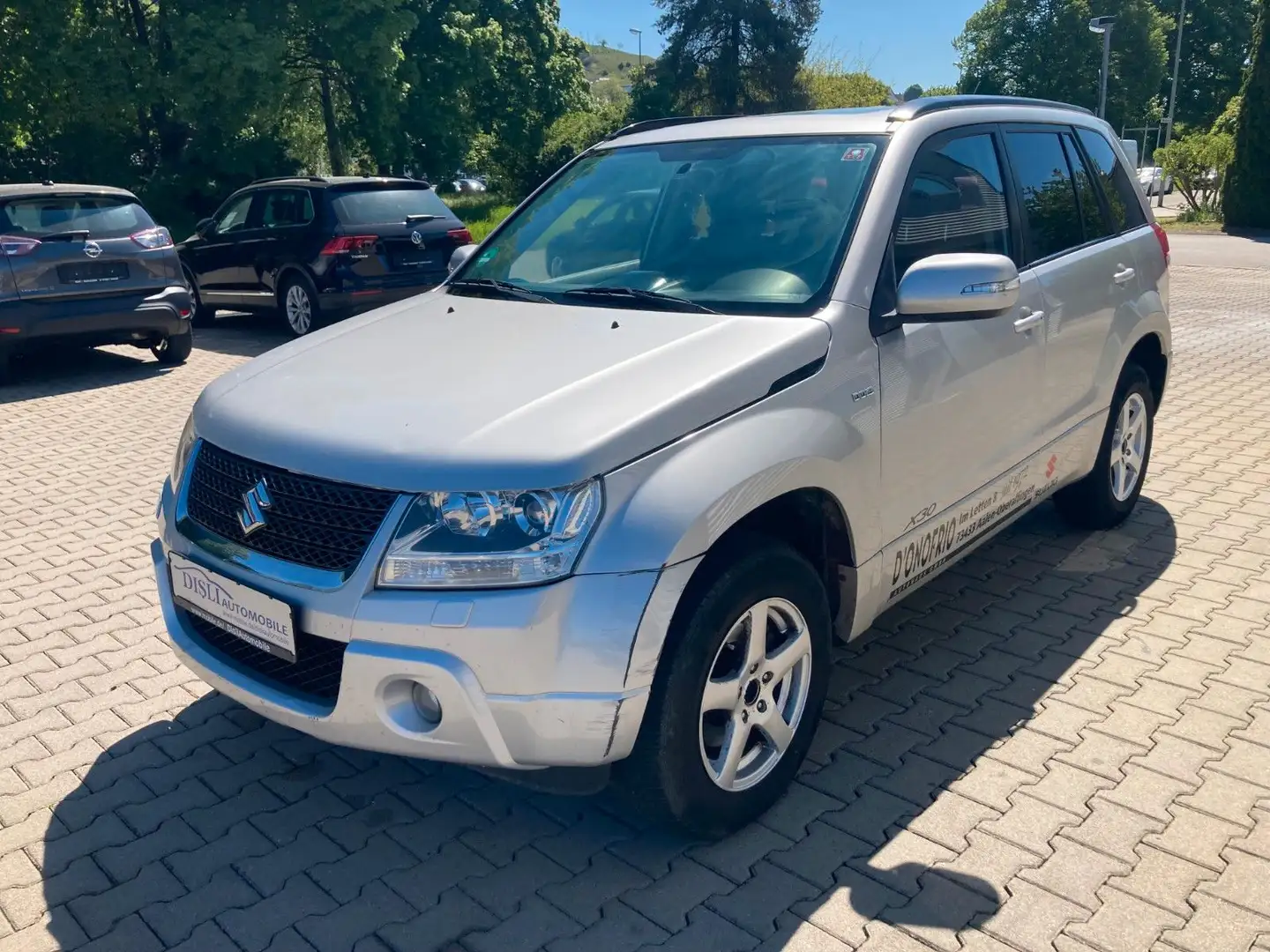 Suzuki Grand Vitara 1.9 DDIS,Klimaautomatik,Navi,Leder, Silber - 2