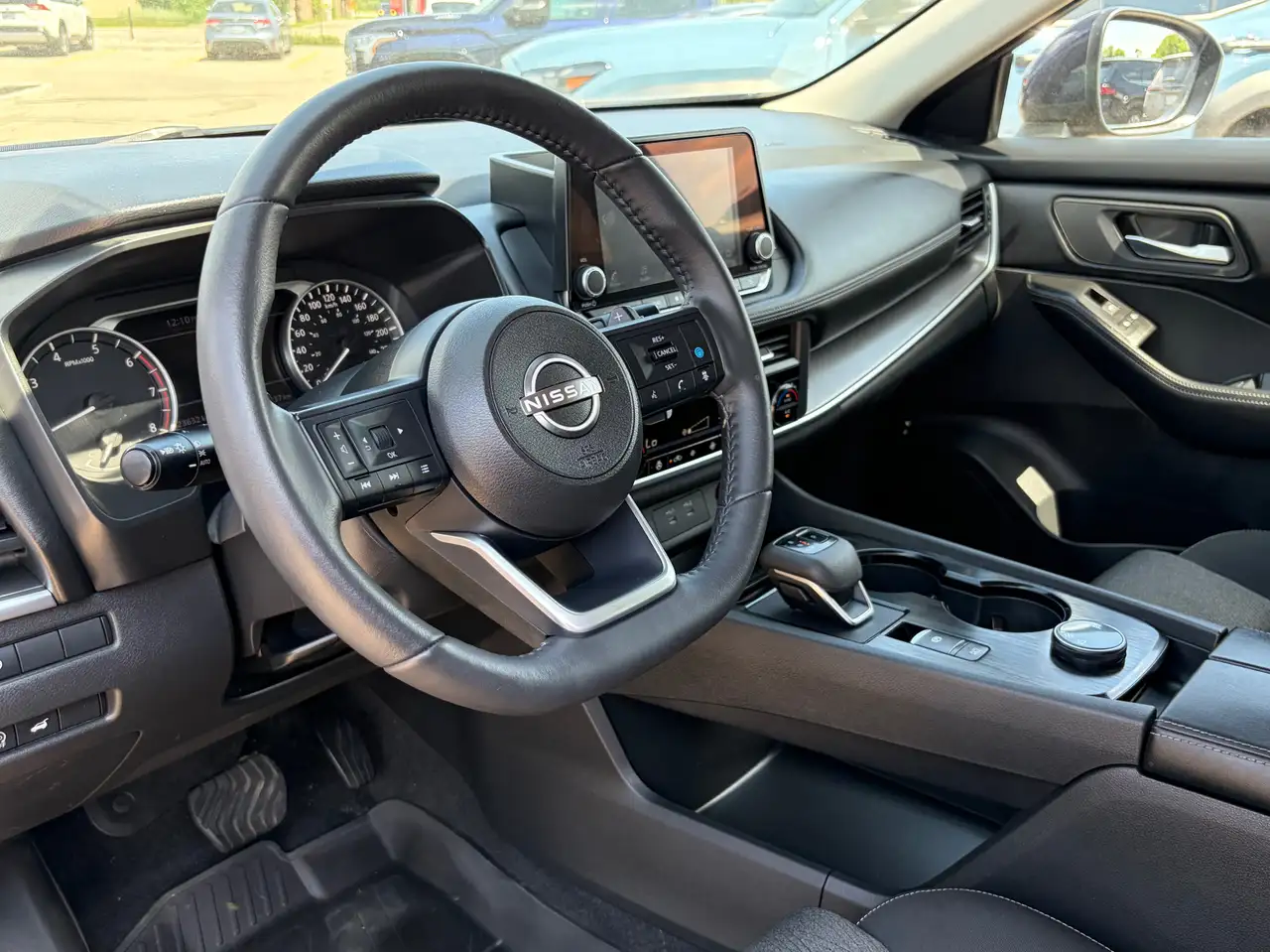 Nissan Rogue photo Nissan Rogue