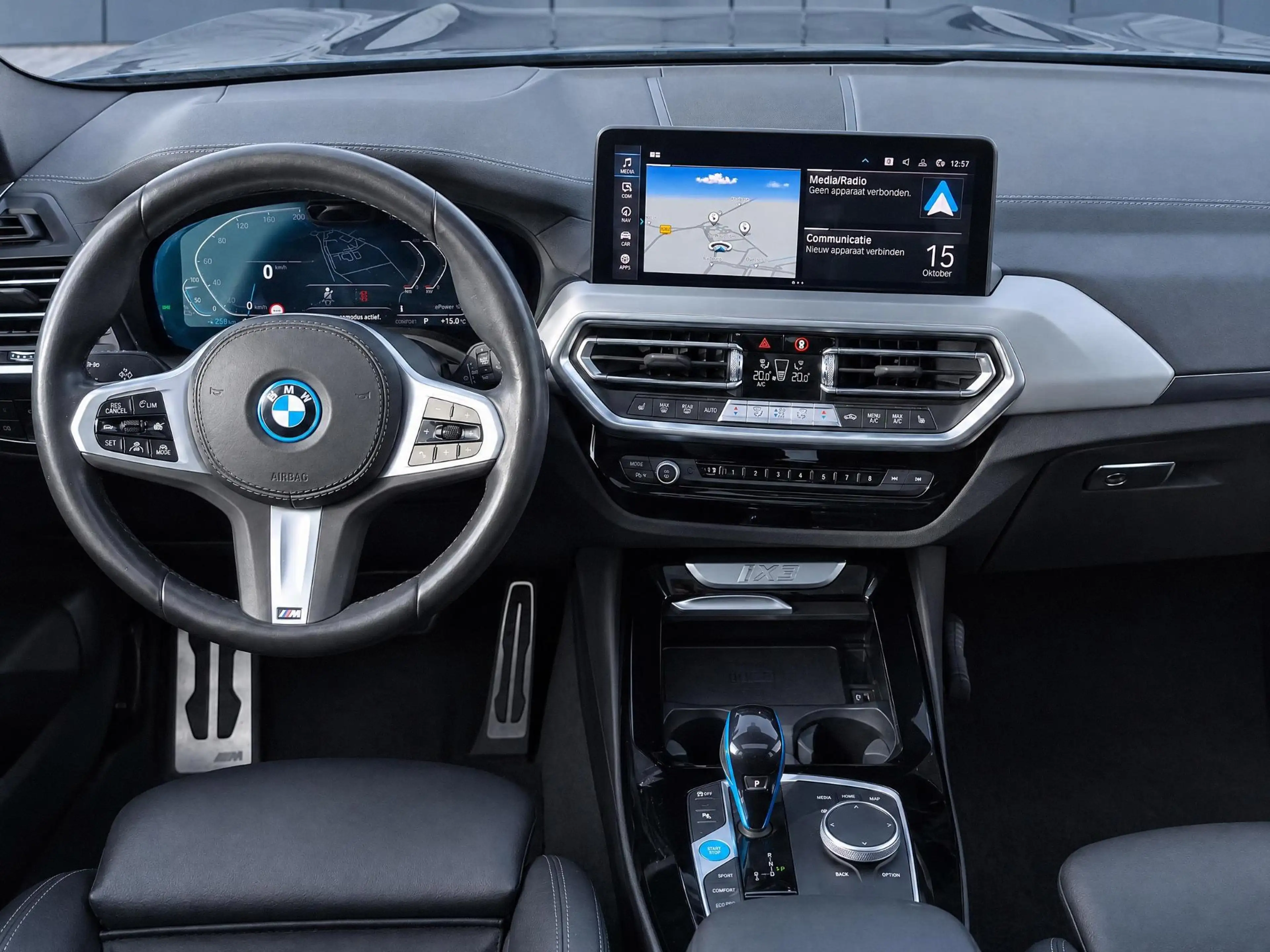 BMW iX3 Executive 80 kWh met Pano | Incl. 12 maanden garan — photo 3