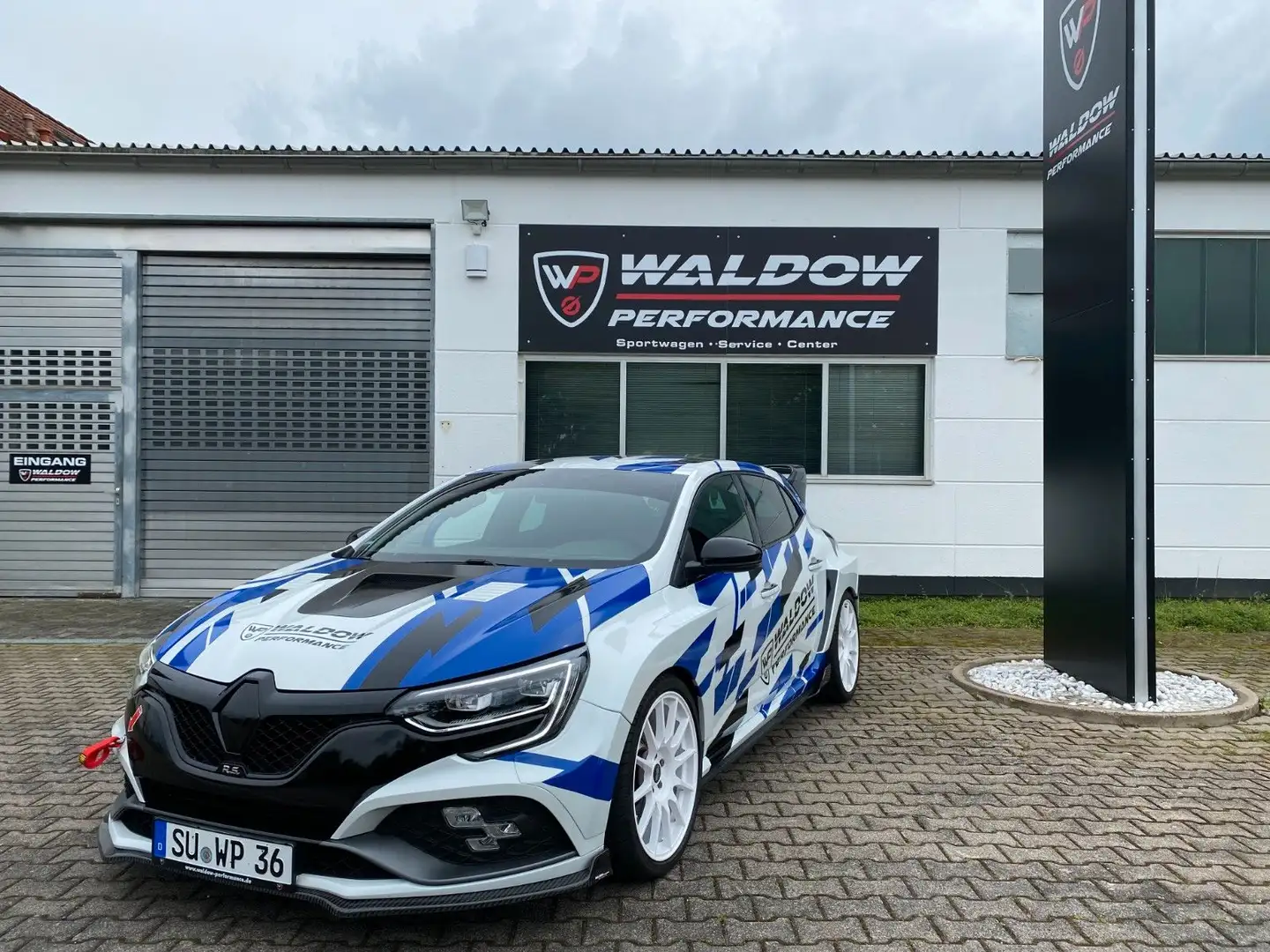 Renault Megane R.S. Trophy 300  TCR Breitbau Blanc - 2