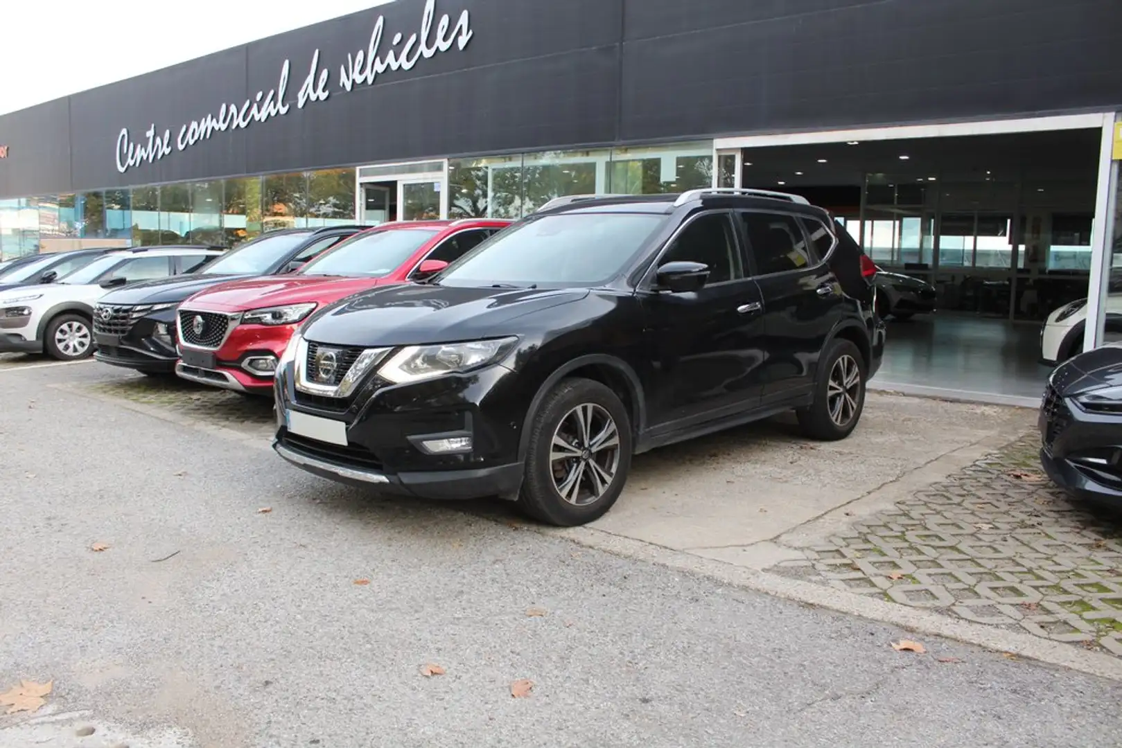 Nissan X-Trail 7 Plazas dCi 96 kW 130 CV TEKNA - 2