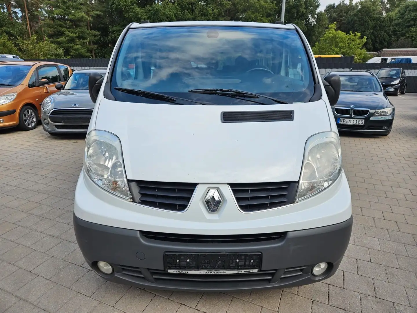 Renault Trafic Combi L1H1 2,9t  verglast Passenger Weiß - 2