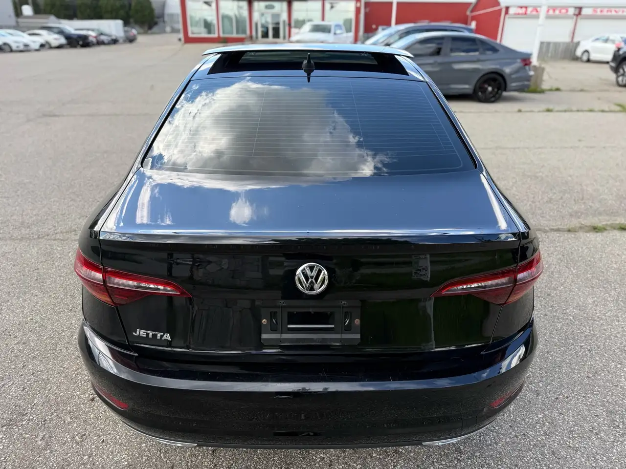 Volkswagen Jetta снимка Volkswagen Jetta