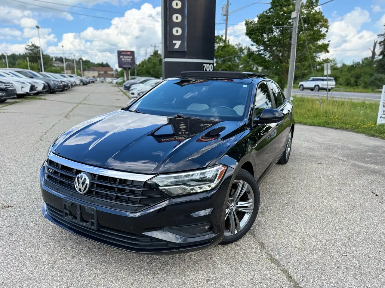 Volkswagen Jetta снимка Volkswagen Jetta