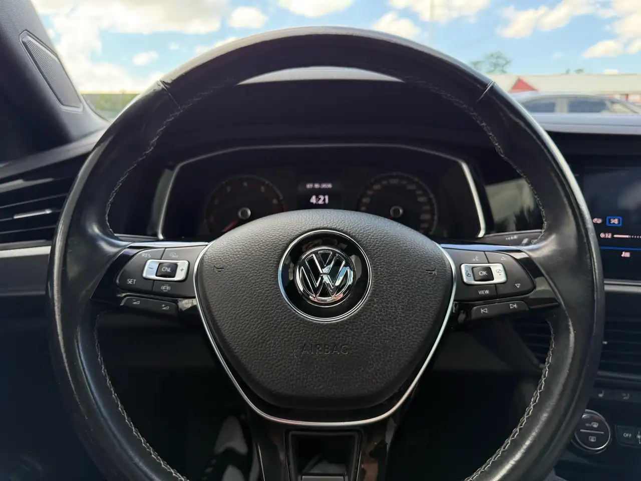 Volkswagen Jetta снимка Volkswagen Jetta