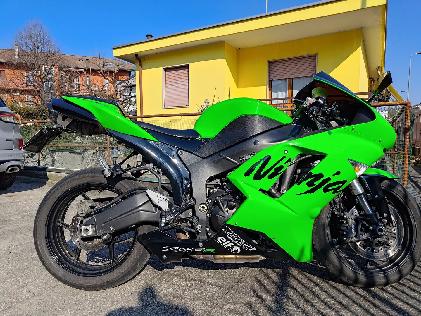 Kawasaki Ninja ZX-6R Verde - 1