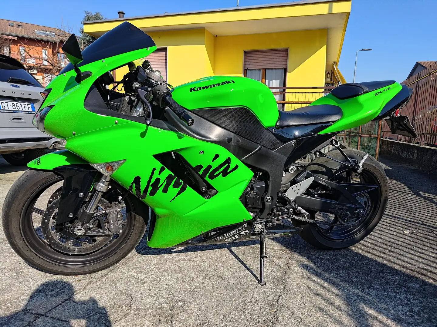 Kawasaki Ninja ZX-6R Verde - 2
