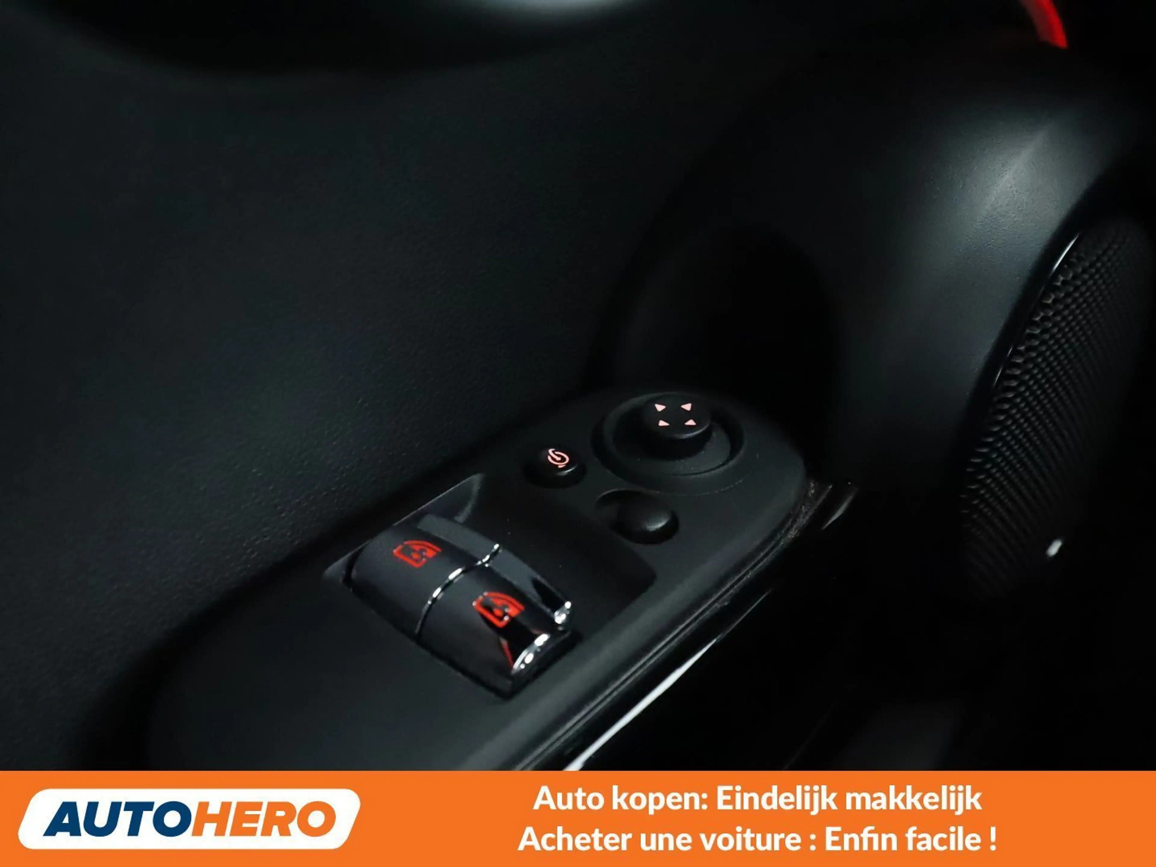 MINI Cooper SE Cooper SE Classic Trim — photo 14