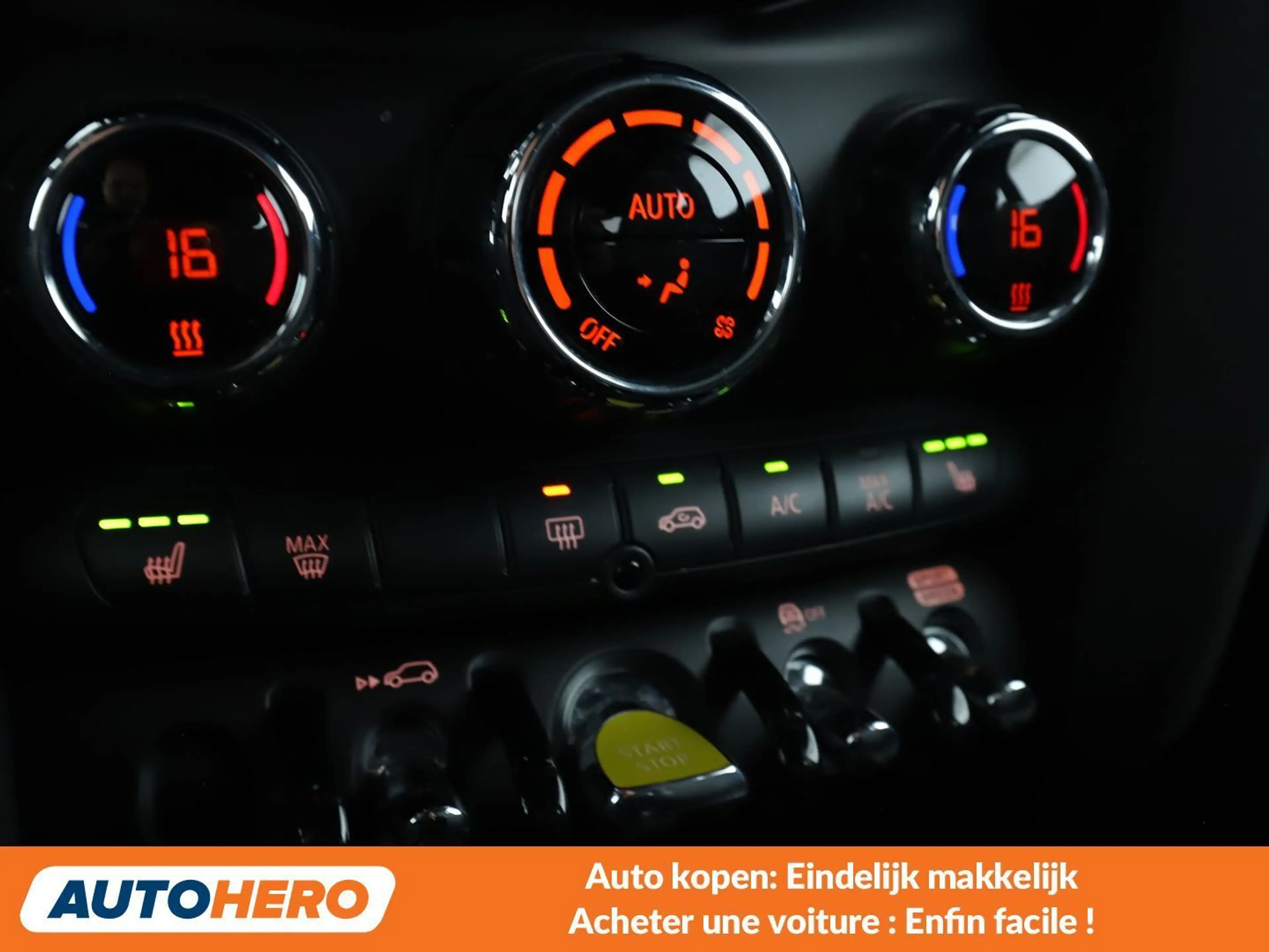 MINI Cooper SE Cooper SE Classic Trim — photo 12