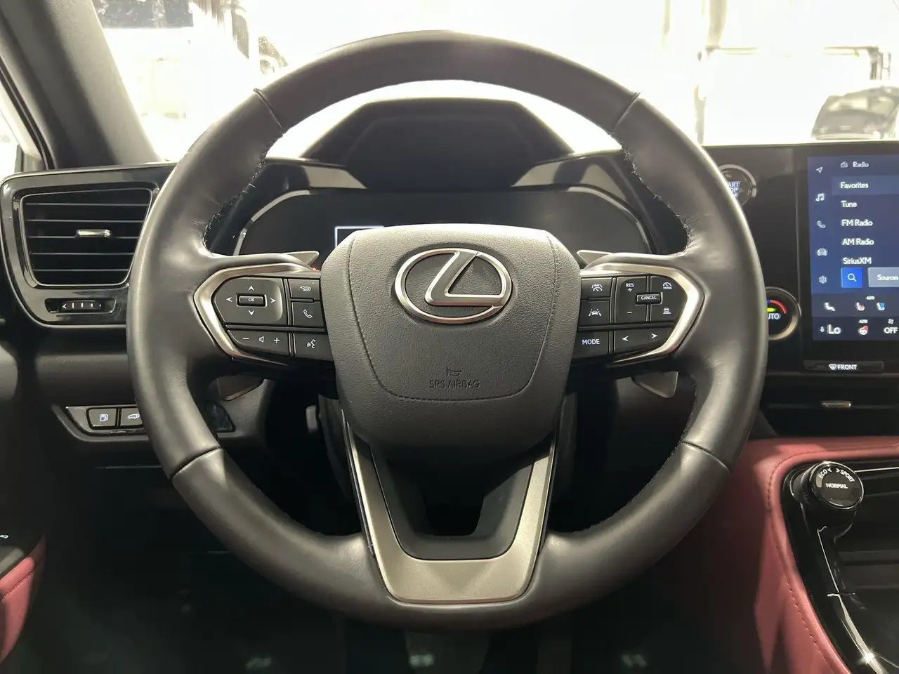 Lexus NX снимка Lexus NX