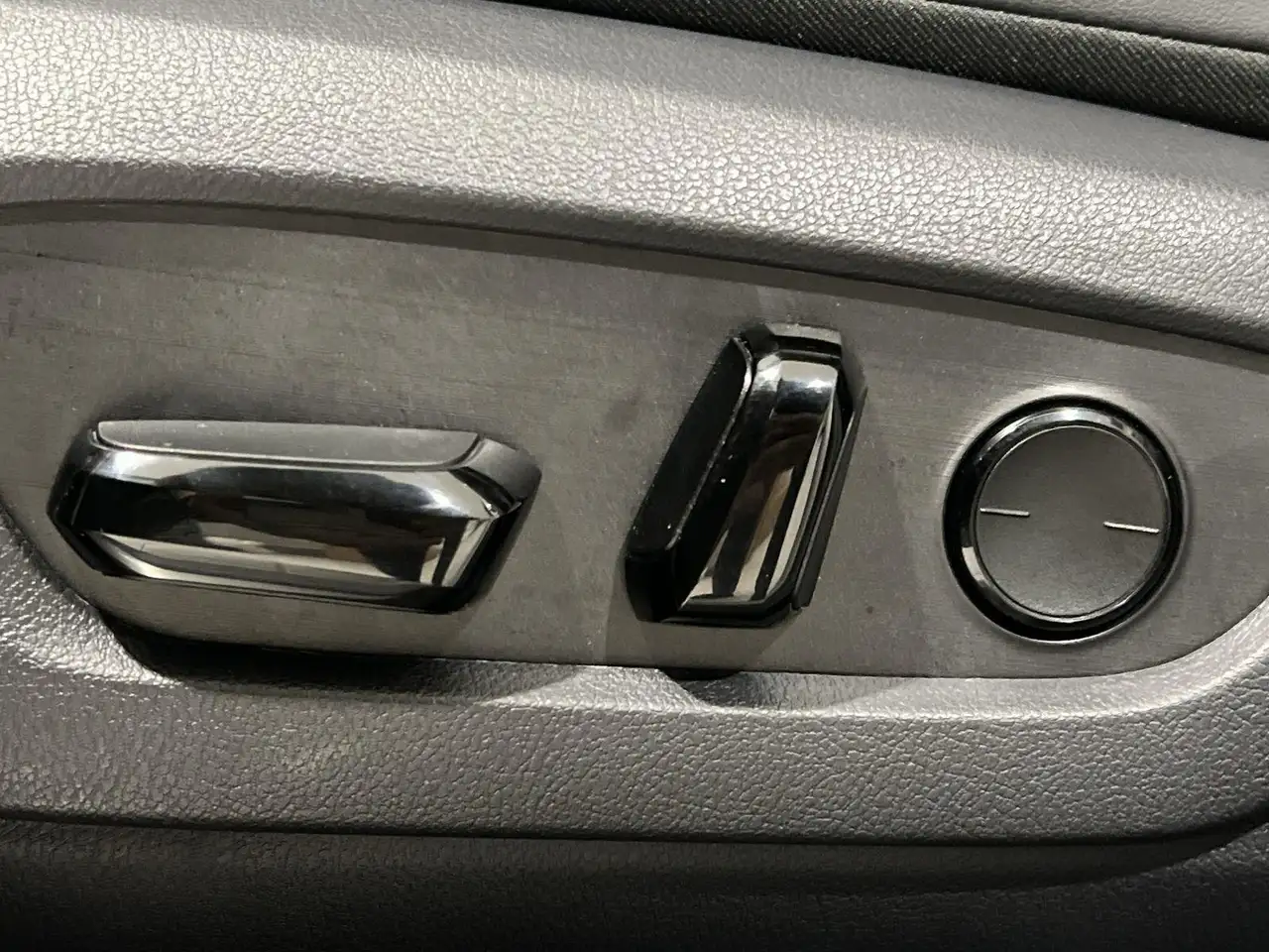 Lexus NX снимка Lexus NX