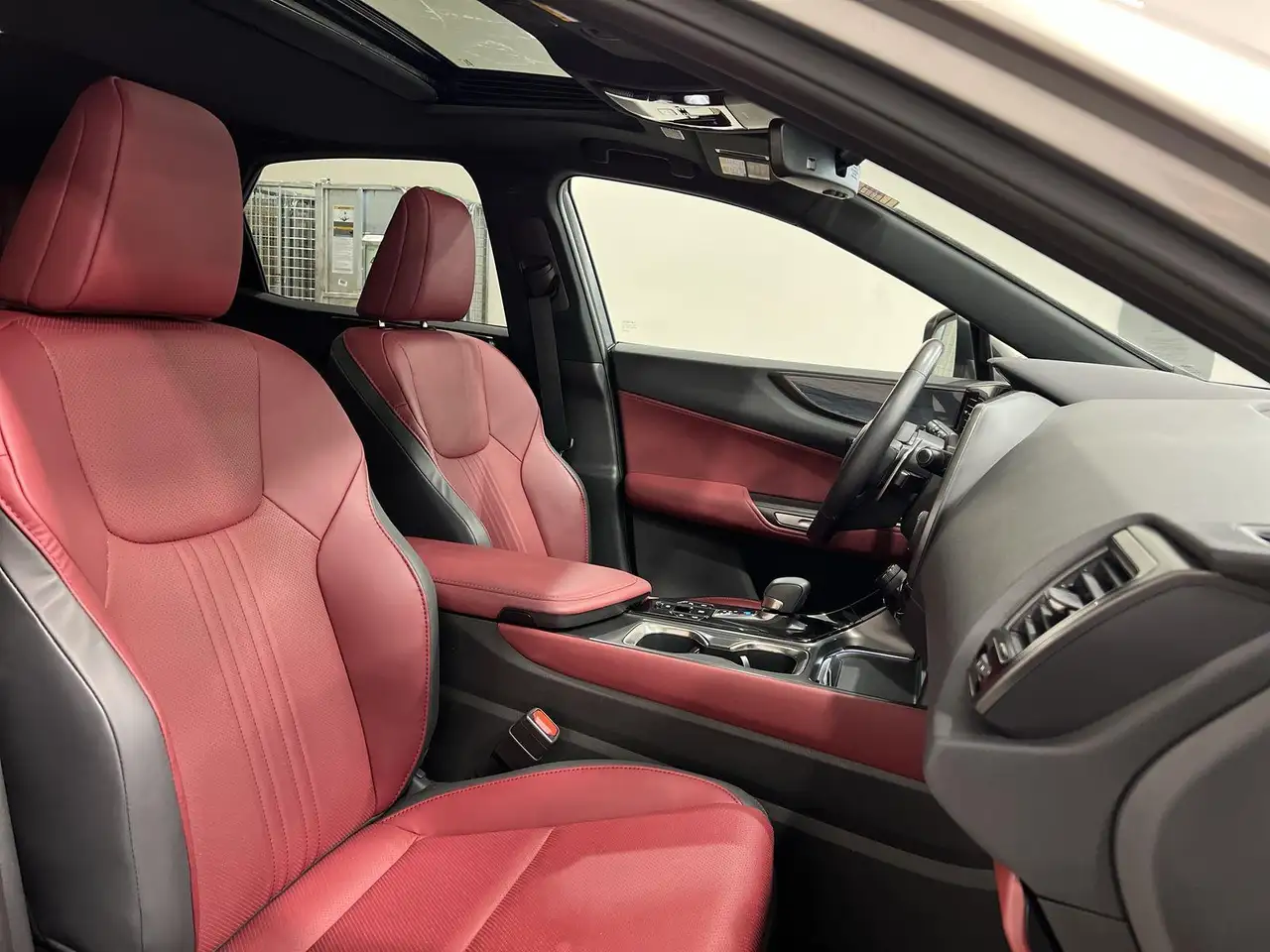 Lexus NX снимка Lexus NX