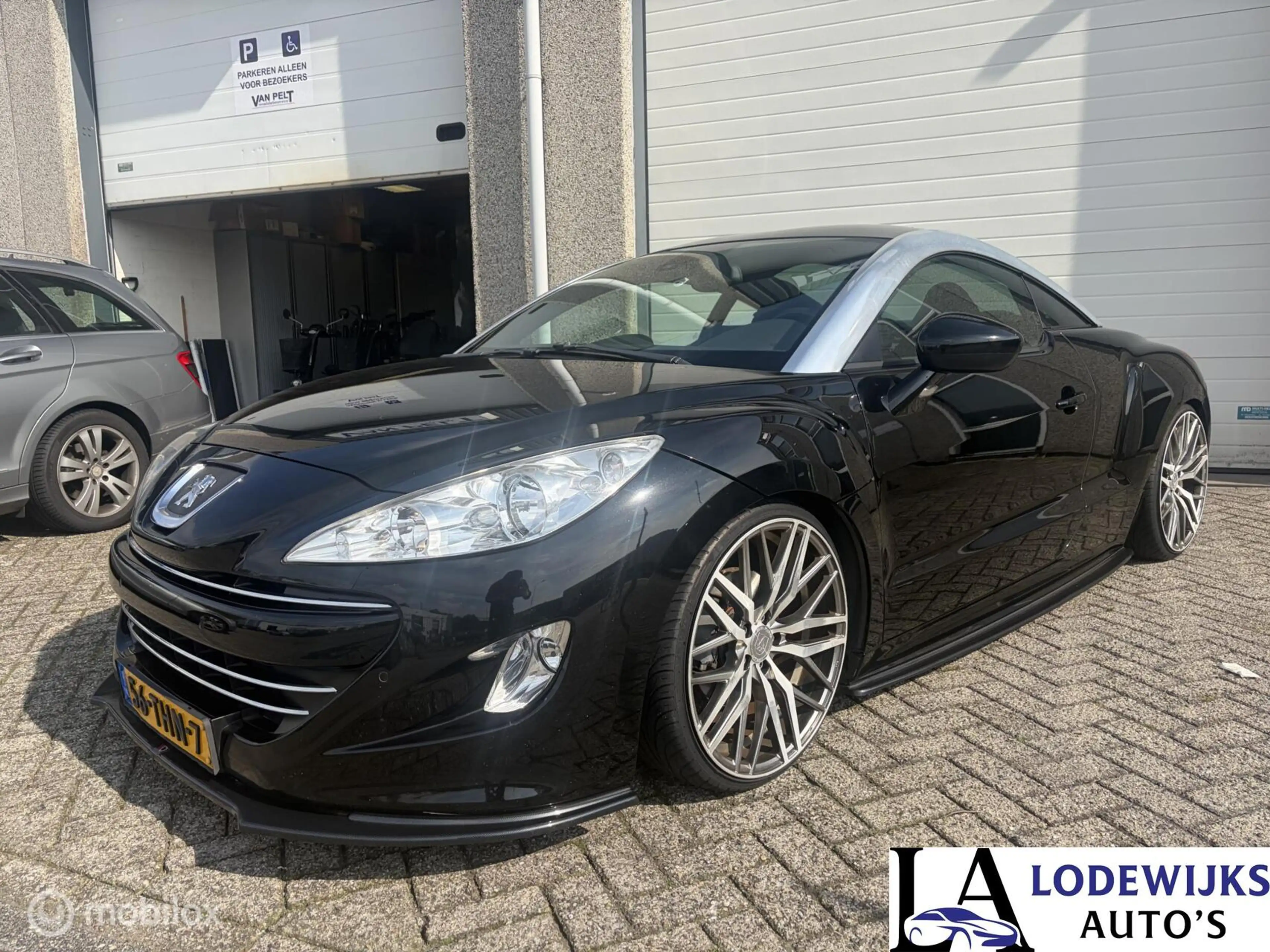 Peugeot RCZ 1.6 THP/Luchtvering/Motor Revisie