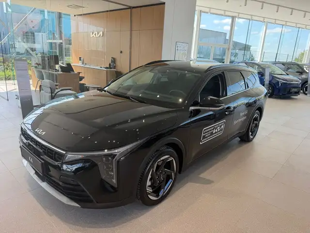 Kia K4