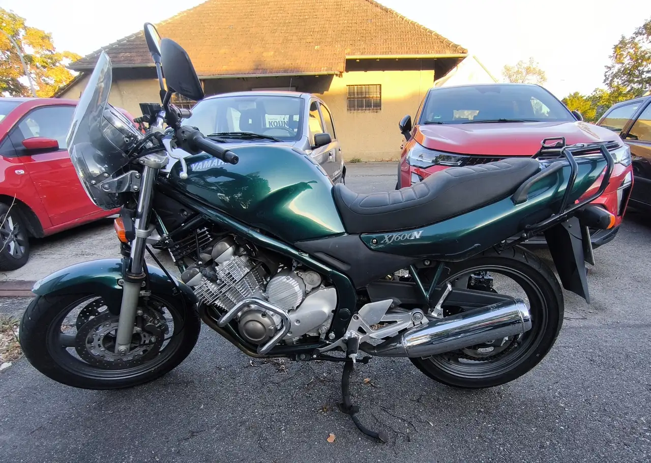 Yamaha XJ 600