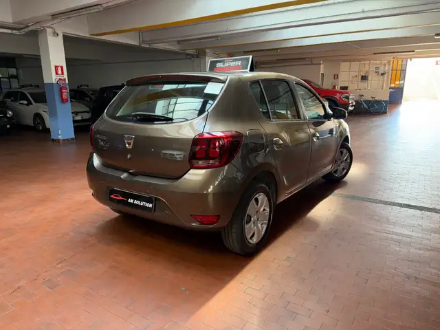 Dacia Sandero view 3