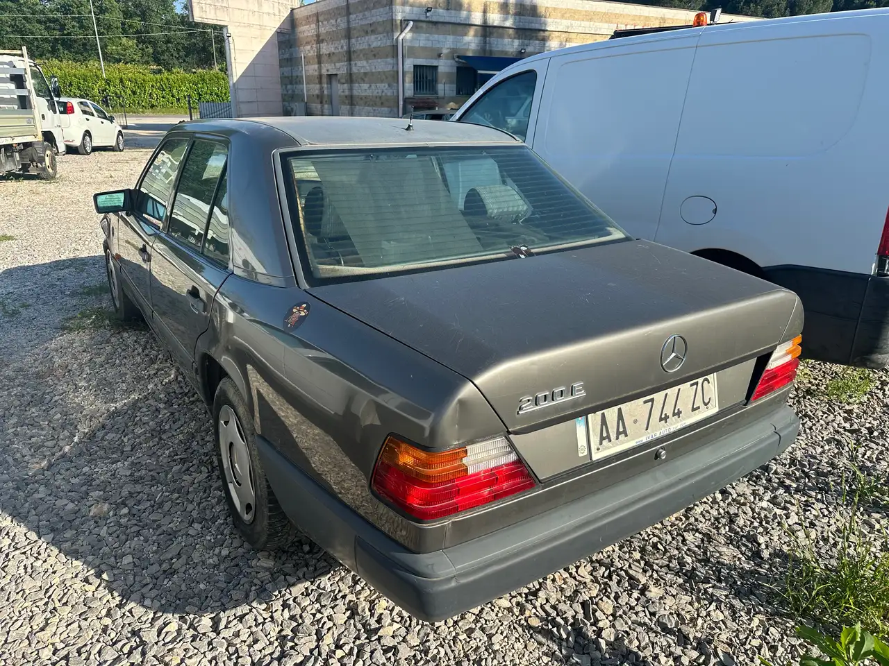 Mercedes-Benz E 200 Classe E - W124 Berlina (124), foto 4