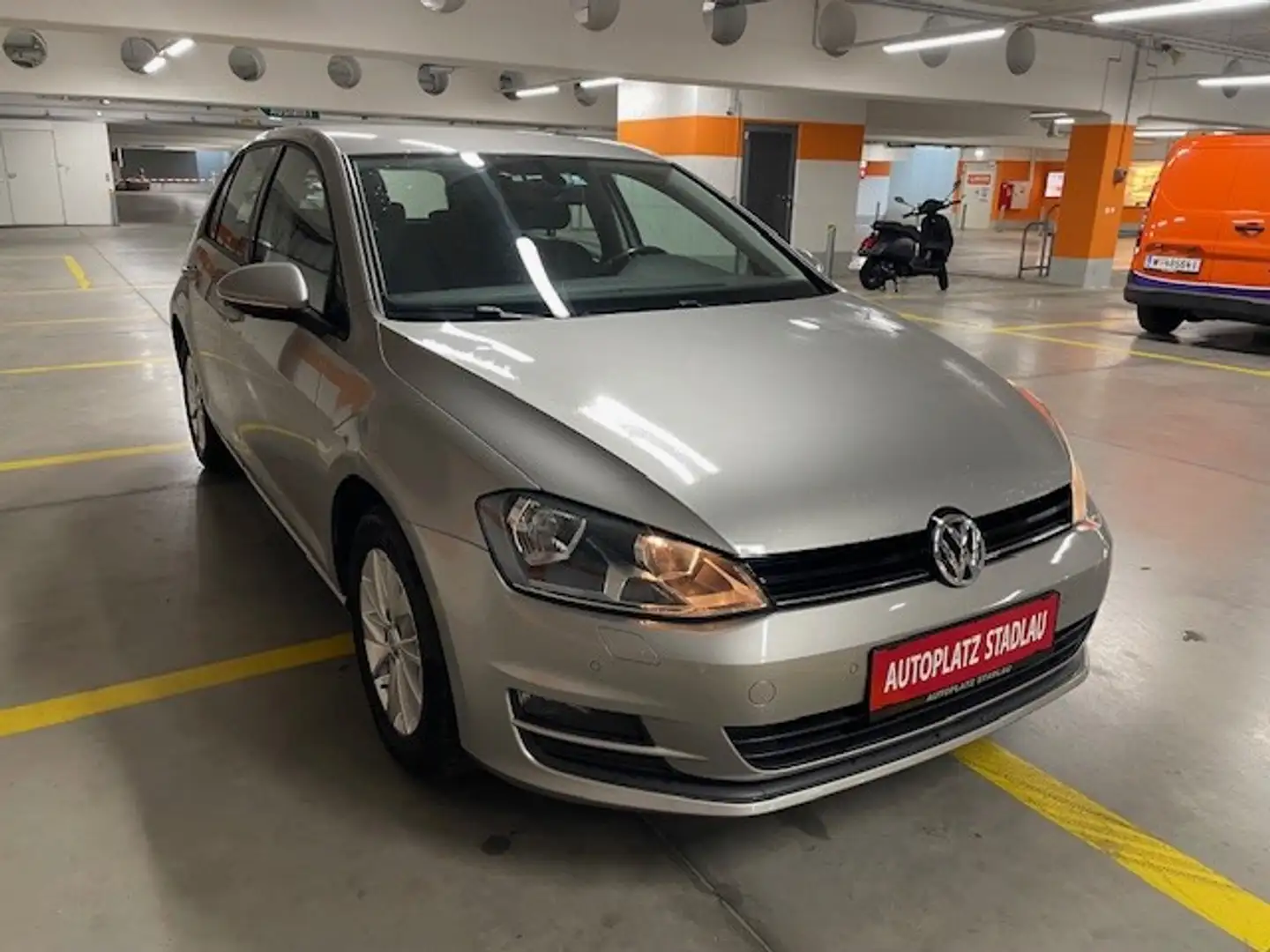 Volkswagen Golf R abbit 1,2 BMT TSI Grau - 2