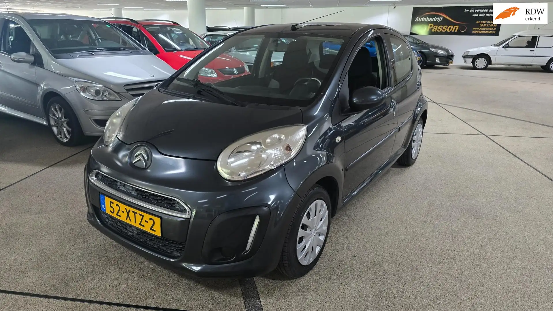 Citroen C1 1.0 Collection. Neuwe apk! 107.dkm!! Nap!! Airco Gris - 1