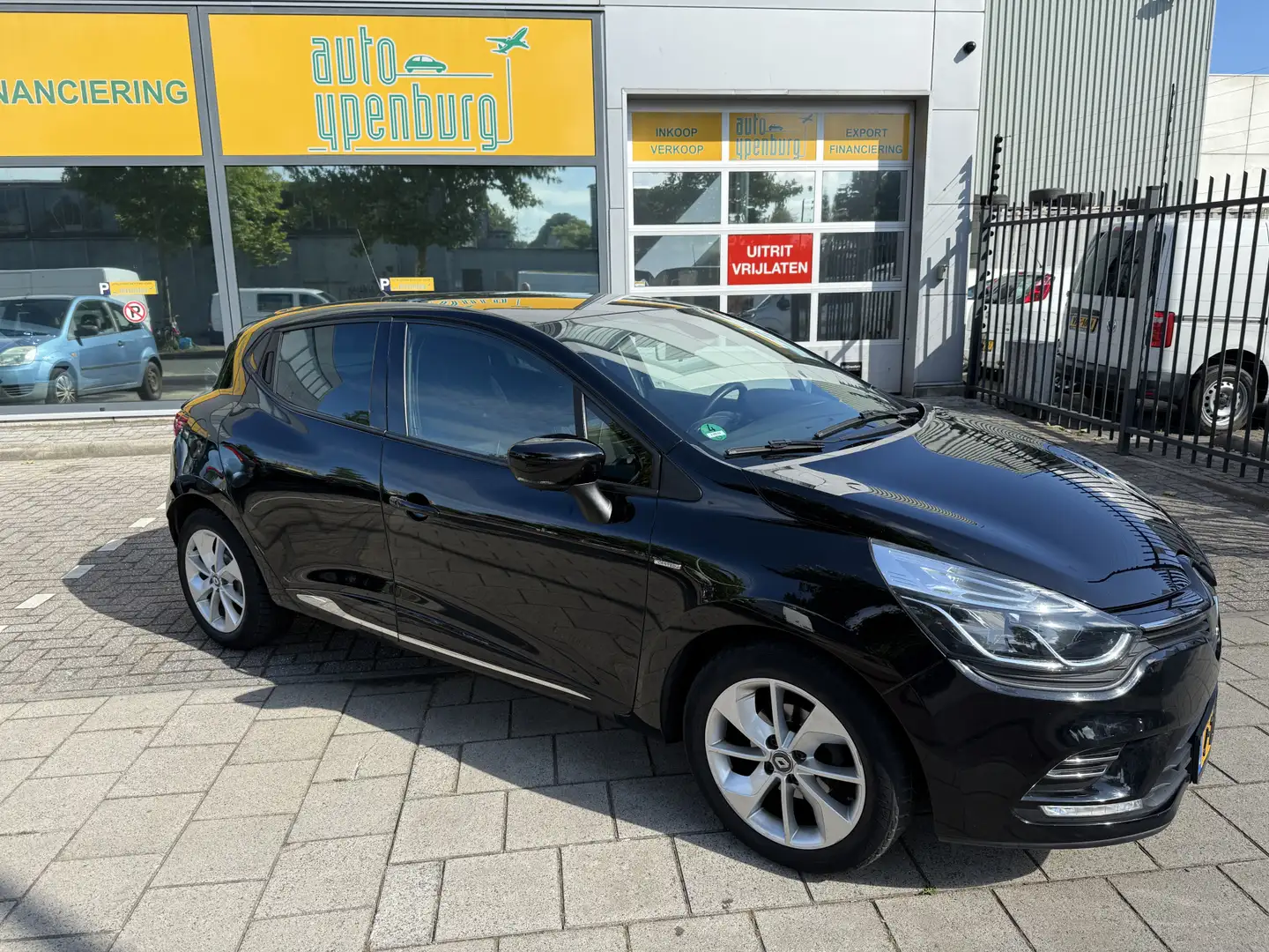 Renault Clio 0.9 TCe Limited * 108.402 Km * Navi * Airco *Led * Zwart - 2