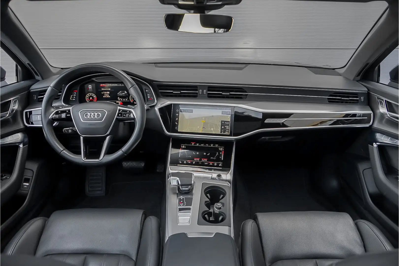 Audi A6 Avant 55 TFSI Quattro Design S Pano Luchtvering 4W Gris - 2