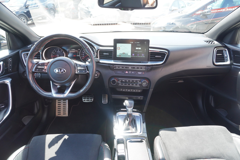 Kia ProCeed / pro_cee'd ProCeed 1.6 T-GDI GT Navi ACC Panorama Totwinkel — photo 12