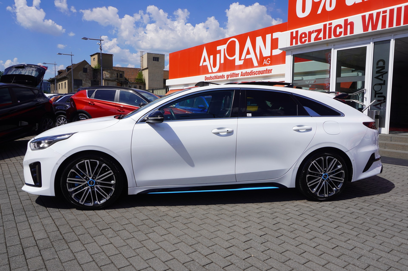 Kia ProCeed / pro_cee'd ProCeed 1.6 T-GDI GT Navi ACC Panorama Totwinkel — photo 3