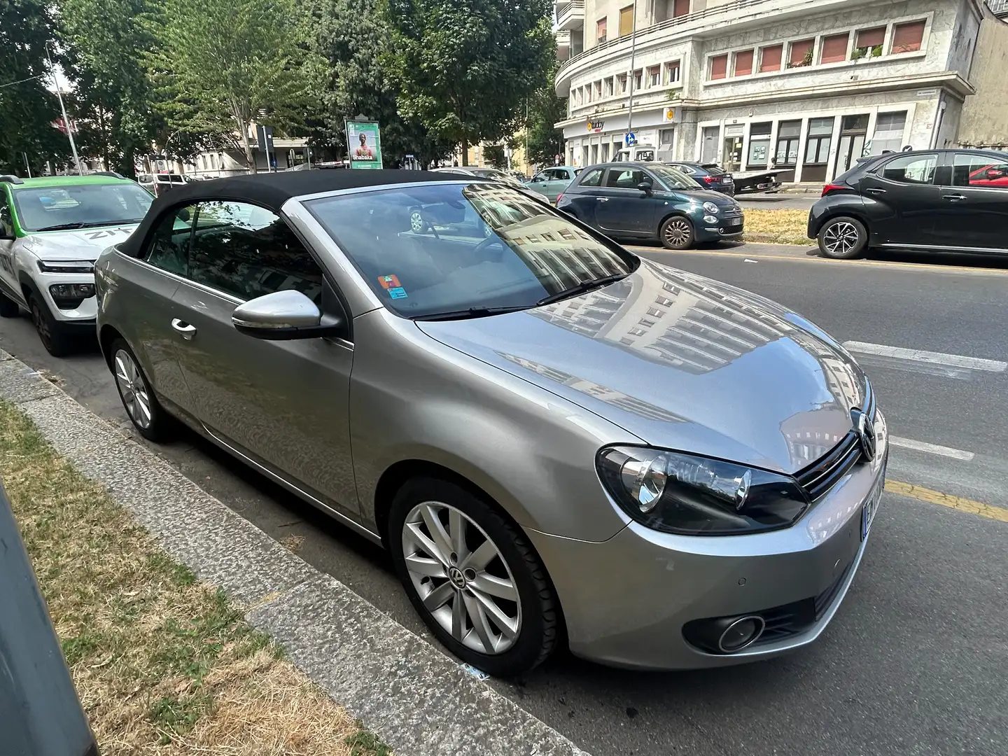 Volkswagen Golf Cabriolet 1.6 TDI Argento - 2
