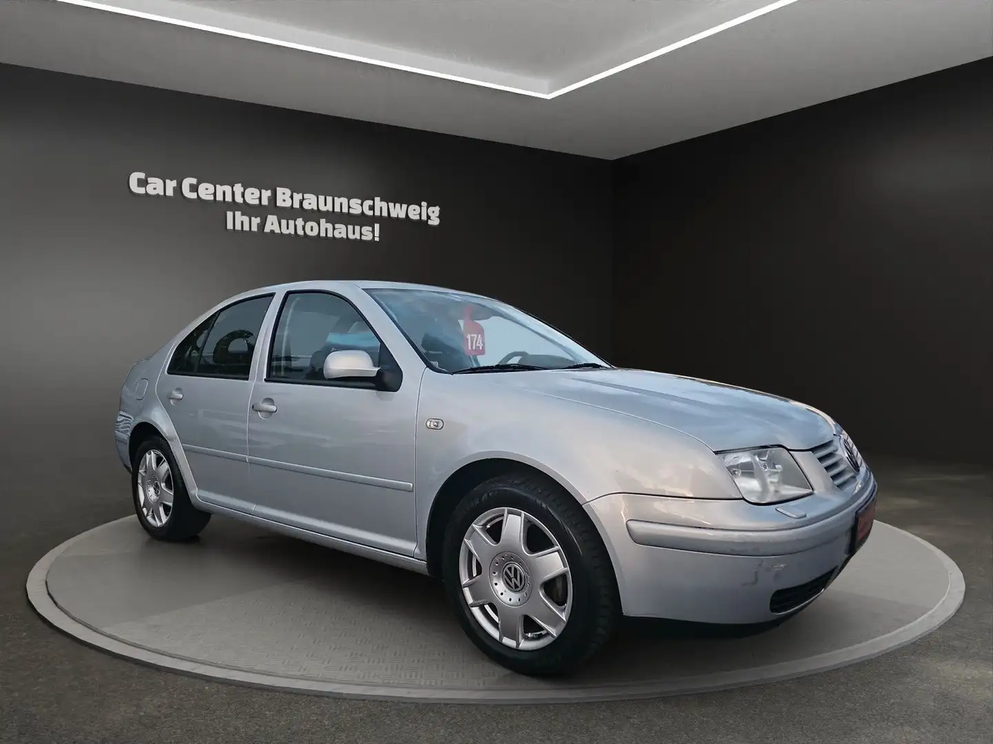 Volkswagen Bora 1.9 TDI tiptronic Highline+1~Hand Silber - 2