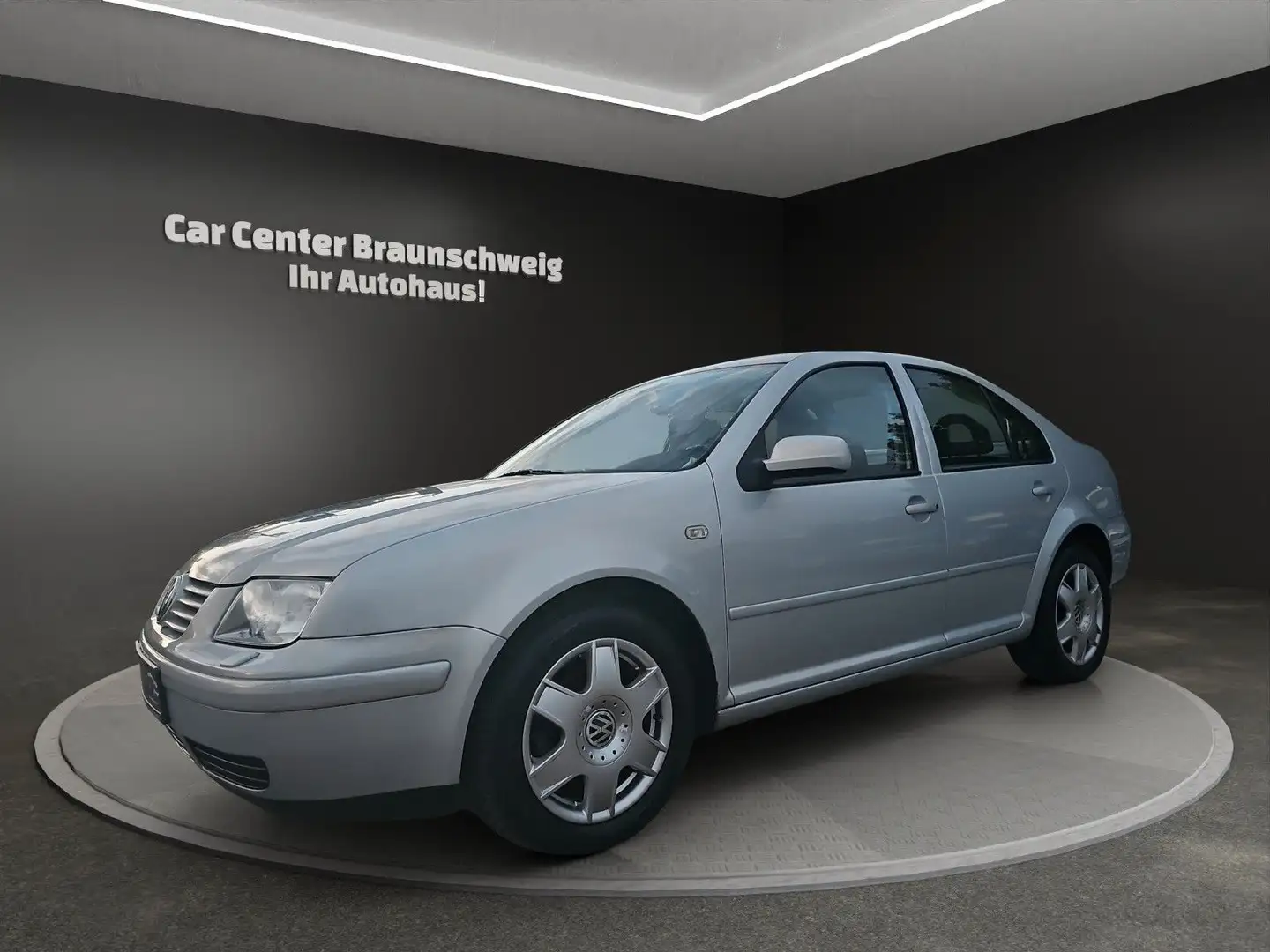 Volkswagen Bora 1.9 TDI tiptronic Highline+1~Hand Silber - 1