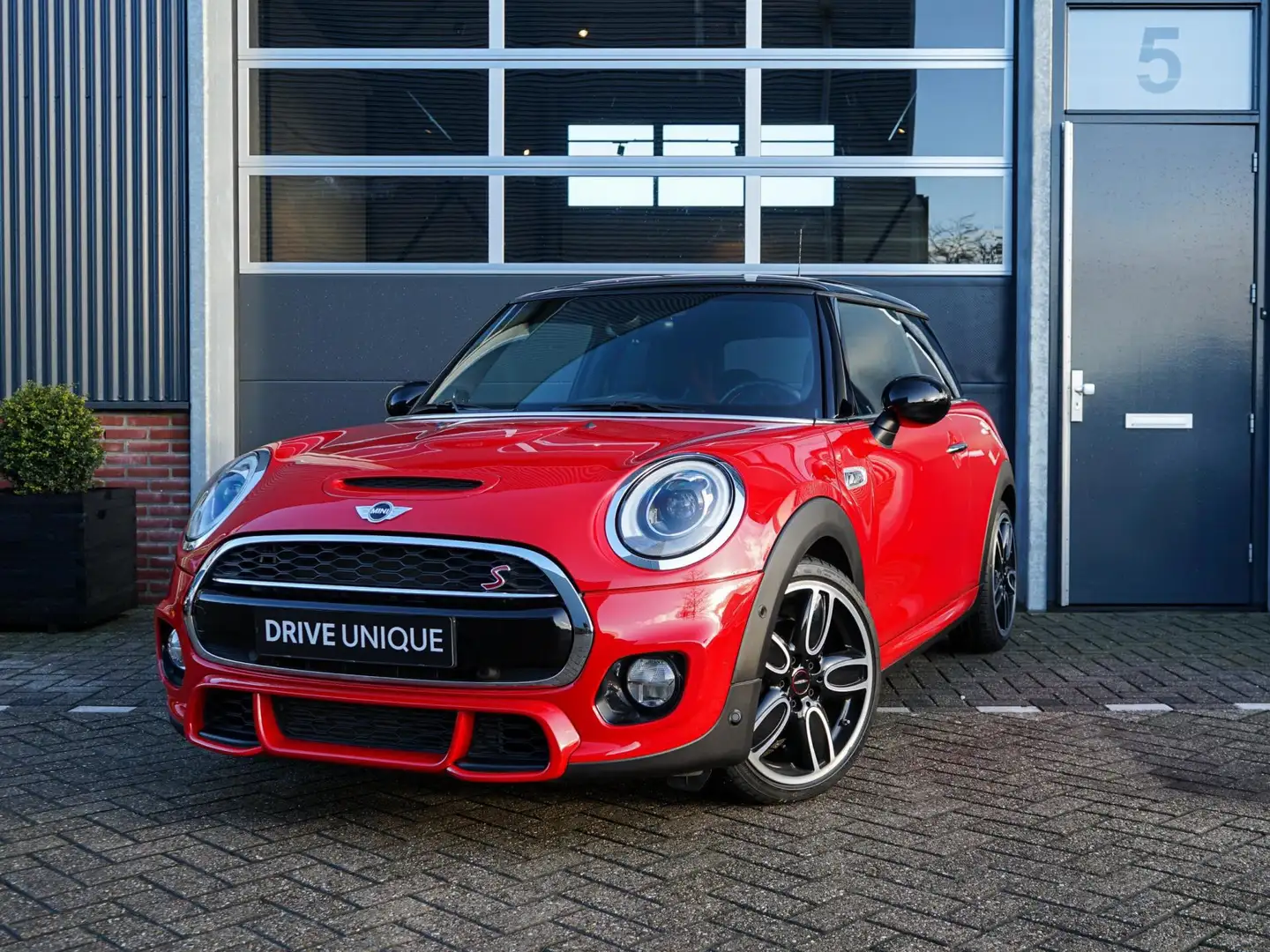 MINI John Cooper Works S 2.0 | Chili Serious Business | JCW Optiek | Harm Rood - 1