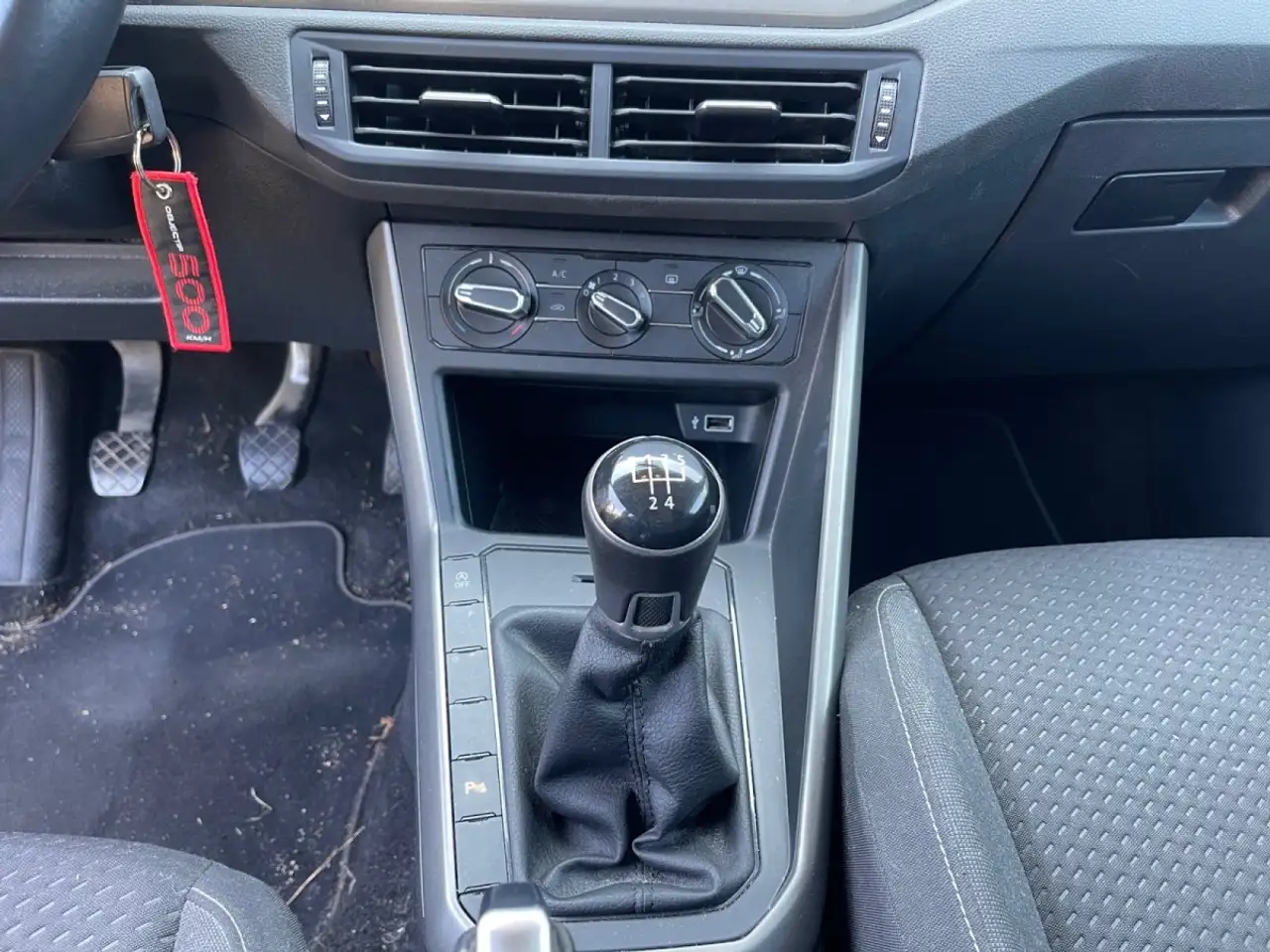 Volkswagen Polo Citadine 5 portes — photo 12