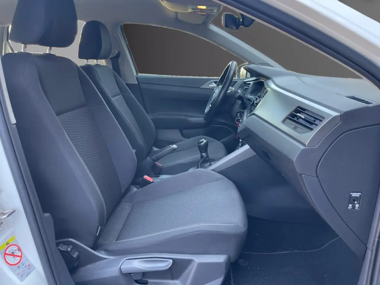 Volkswagen Polo Citadine 5 portes — photo 10