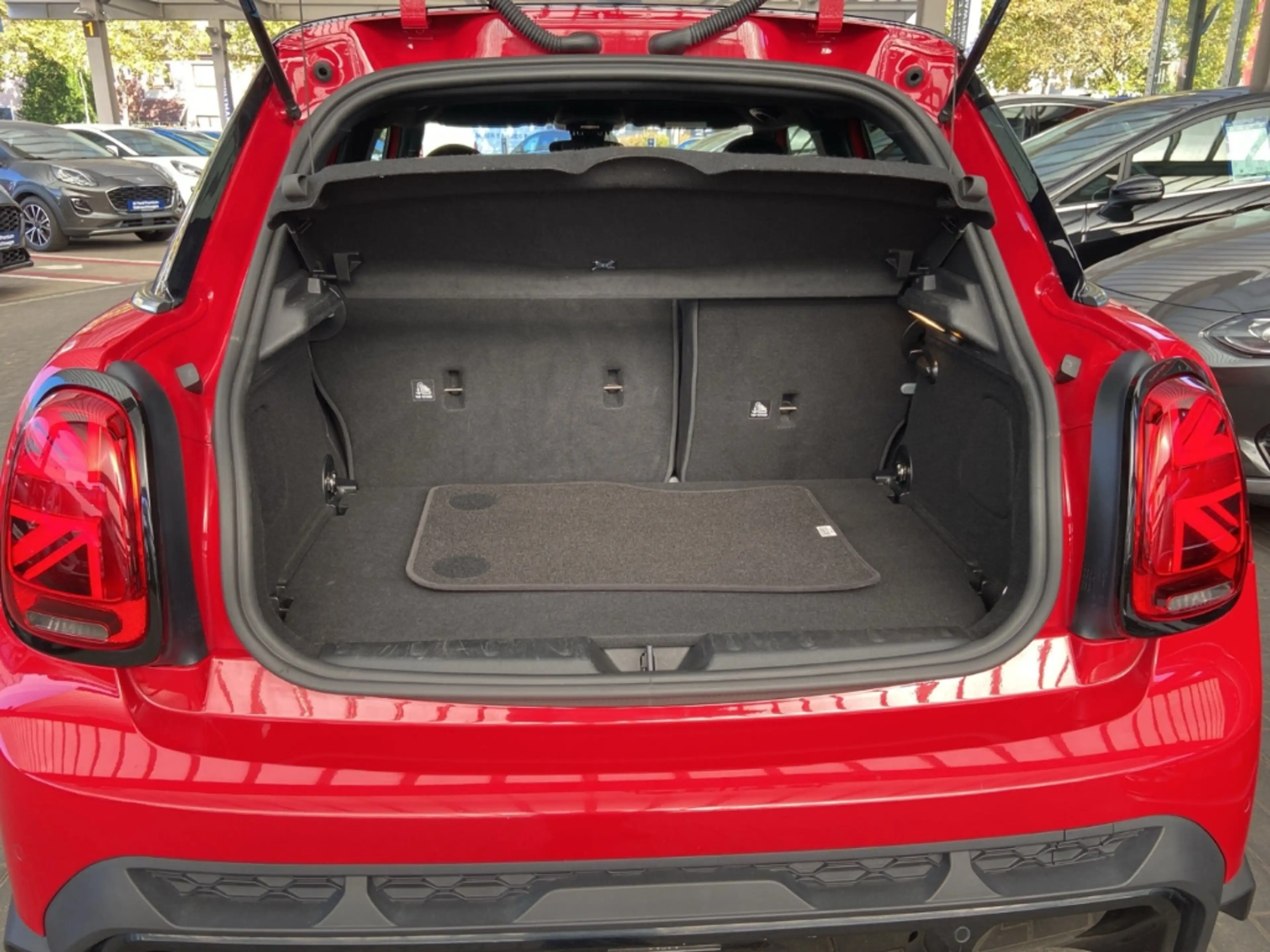 MINI John Cooper Works Mini Business-Paket / Komfort-Plus Paket — photo 14