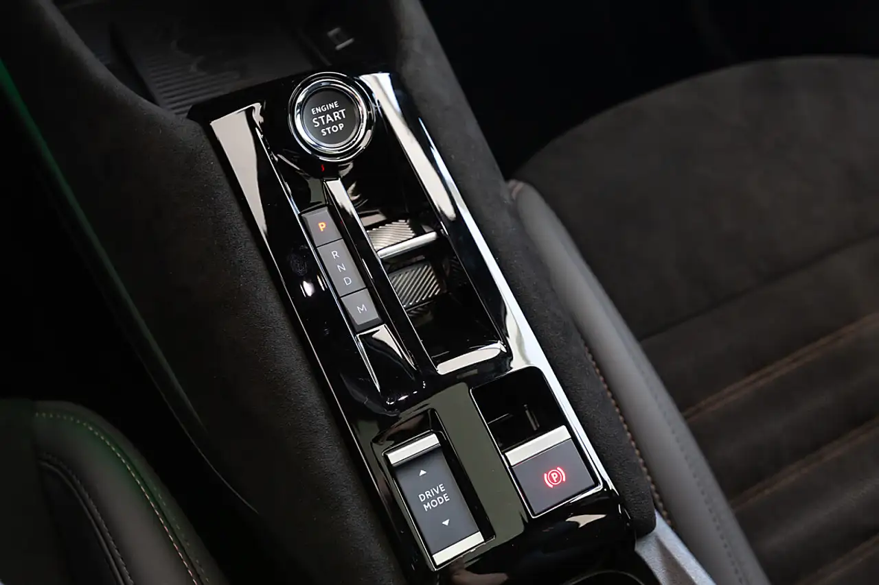 Alfa Romeo Junior 2025 — фото 9