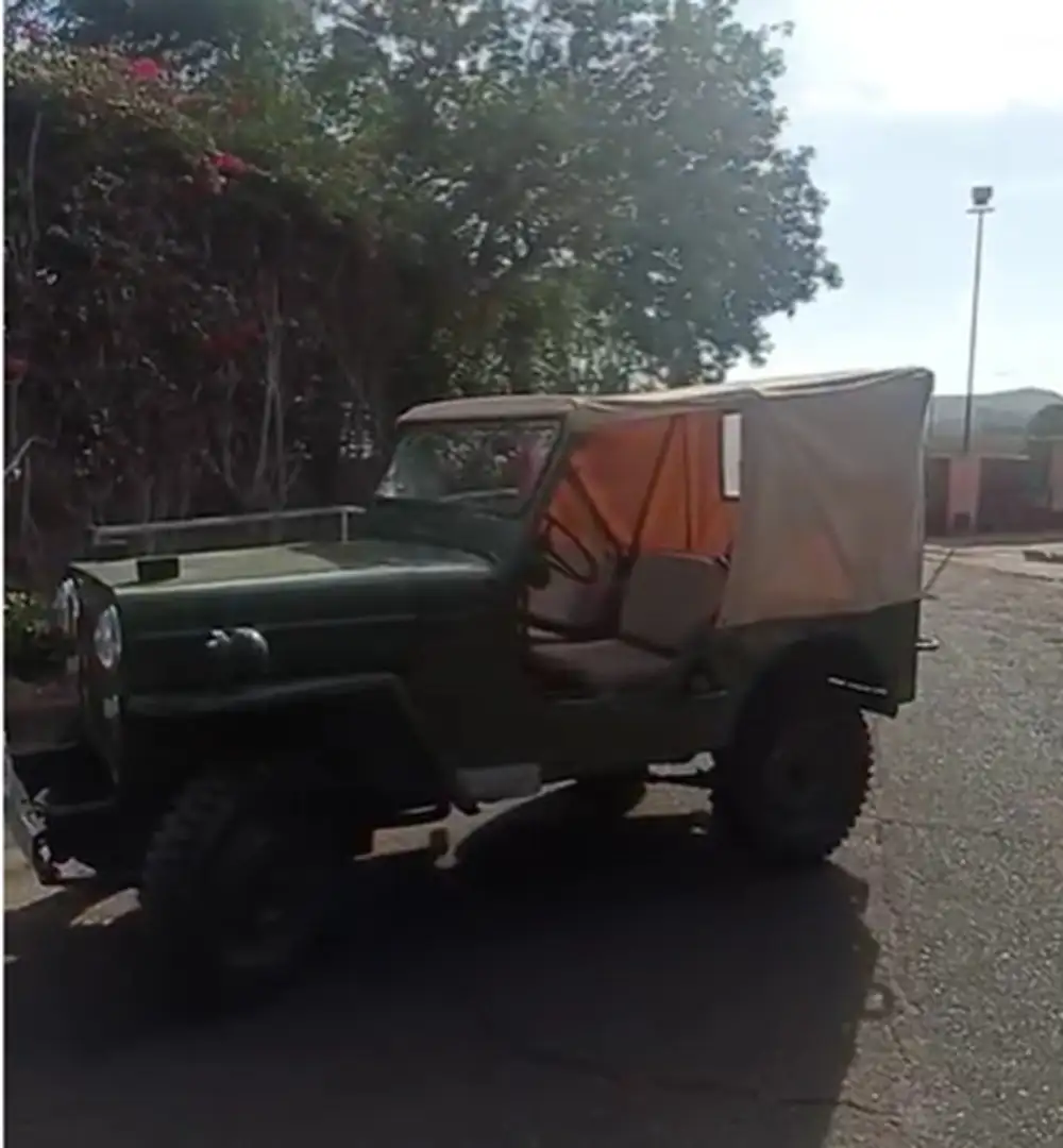 Jeep Willys Vert - 1