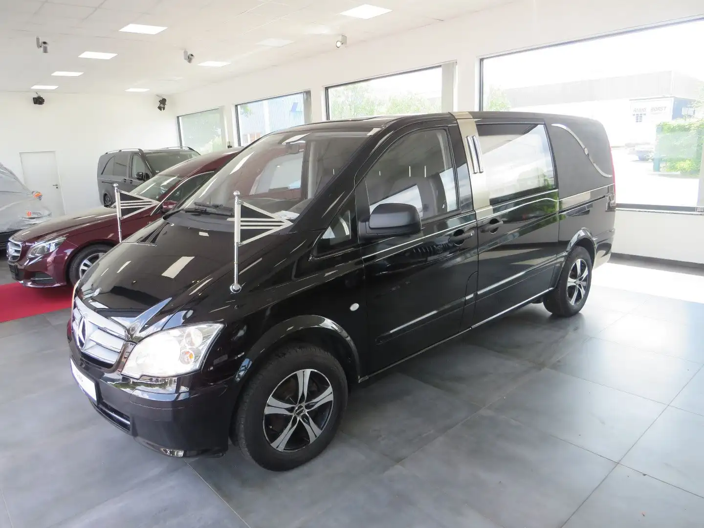 Mercedes-Benz Vito Kuhlmann Cars Bestattungswagen / Leichenwagen Schwarz - 1
