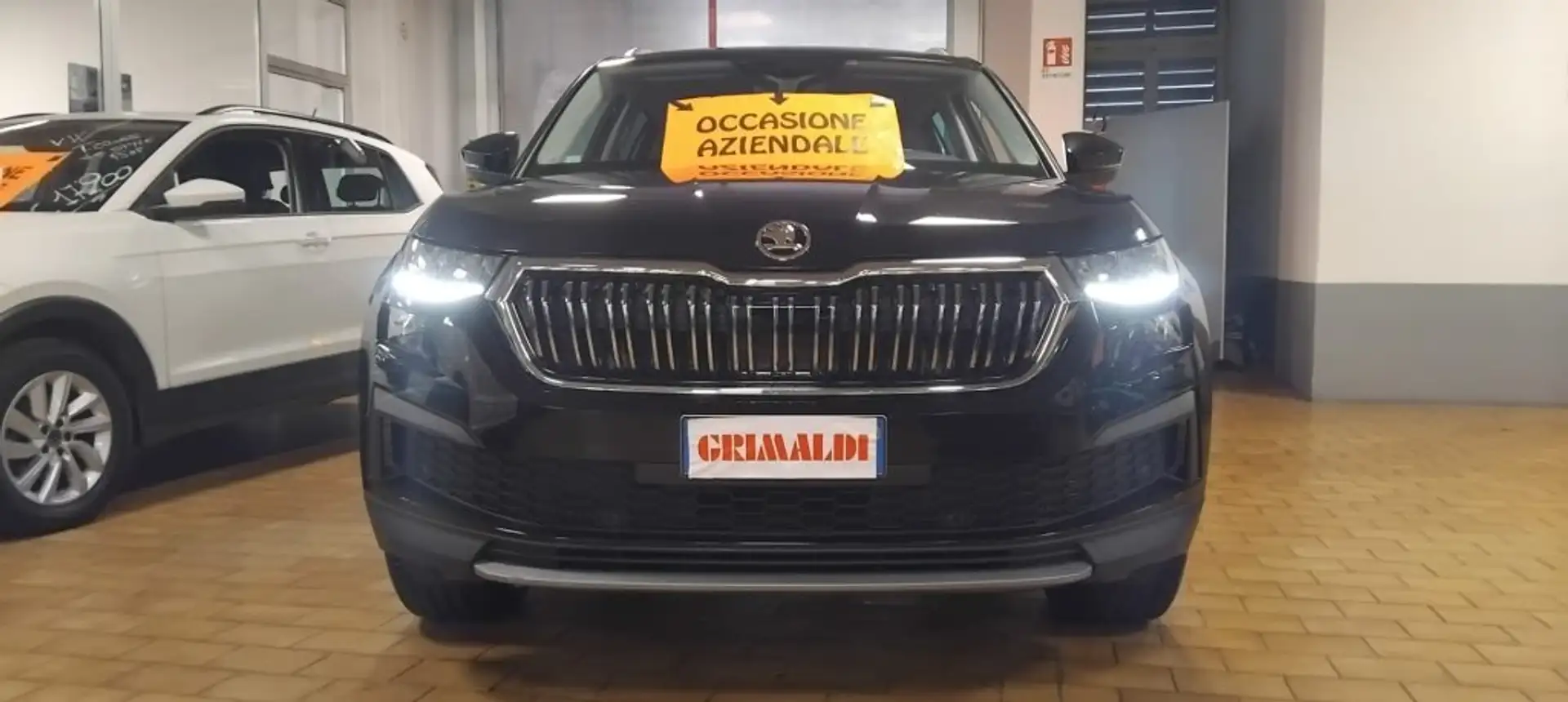 Skoda Kodiaq 2.0 TDI EVO DSG Style 7 POSTI Grigio - 2