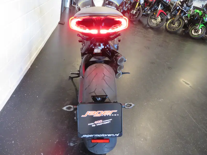 MV Agusta Dragster - foto 6