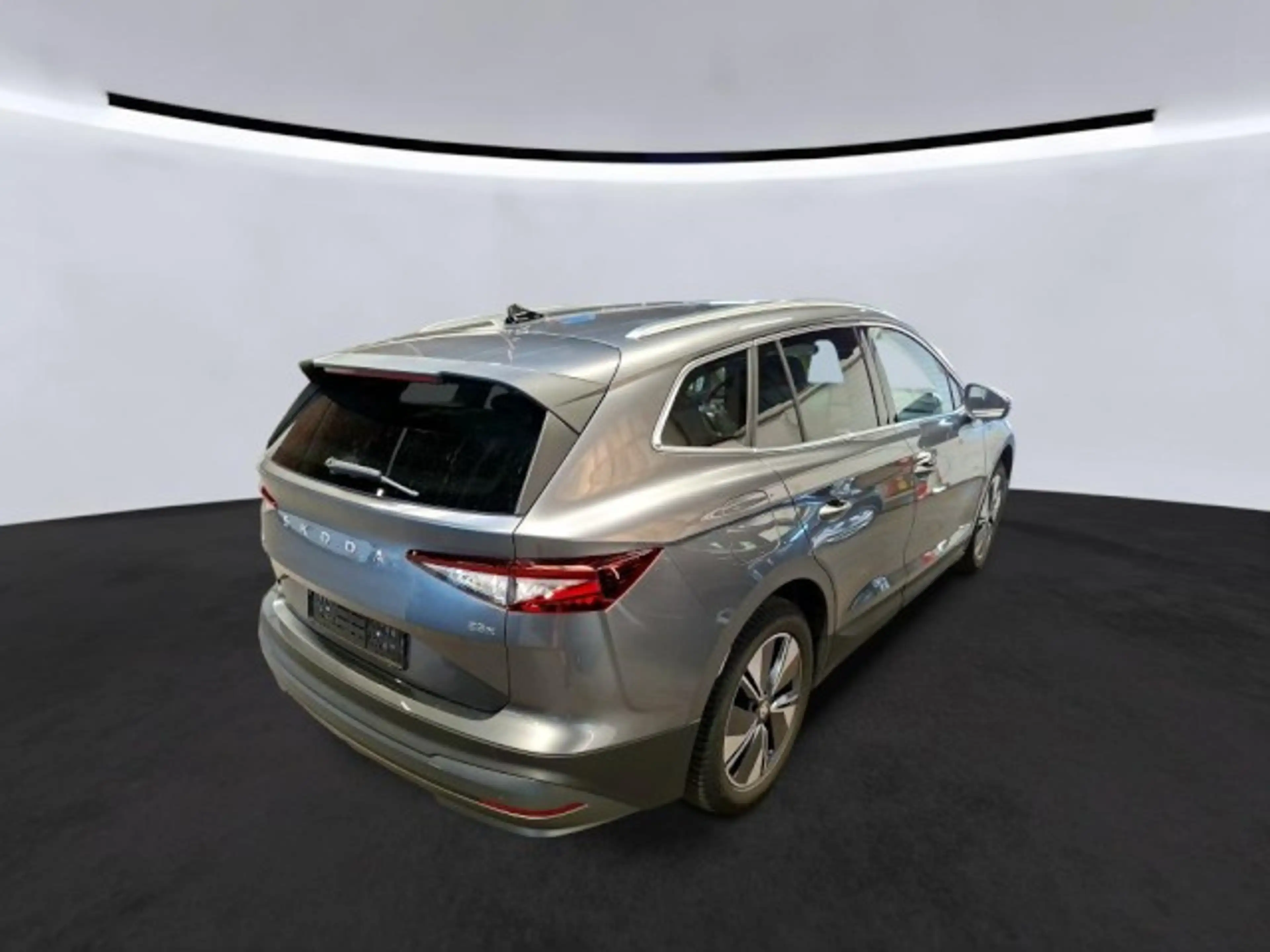Skoda Enyaq 85x Loft ALLRAD+AHK+TOTW+KESSY+ACC+WÄPU Klima — photo 4