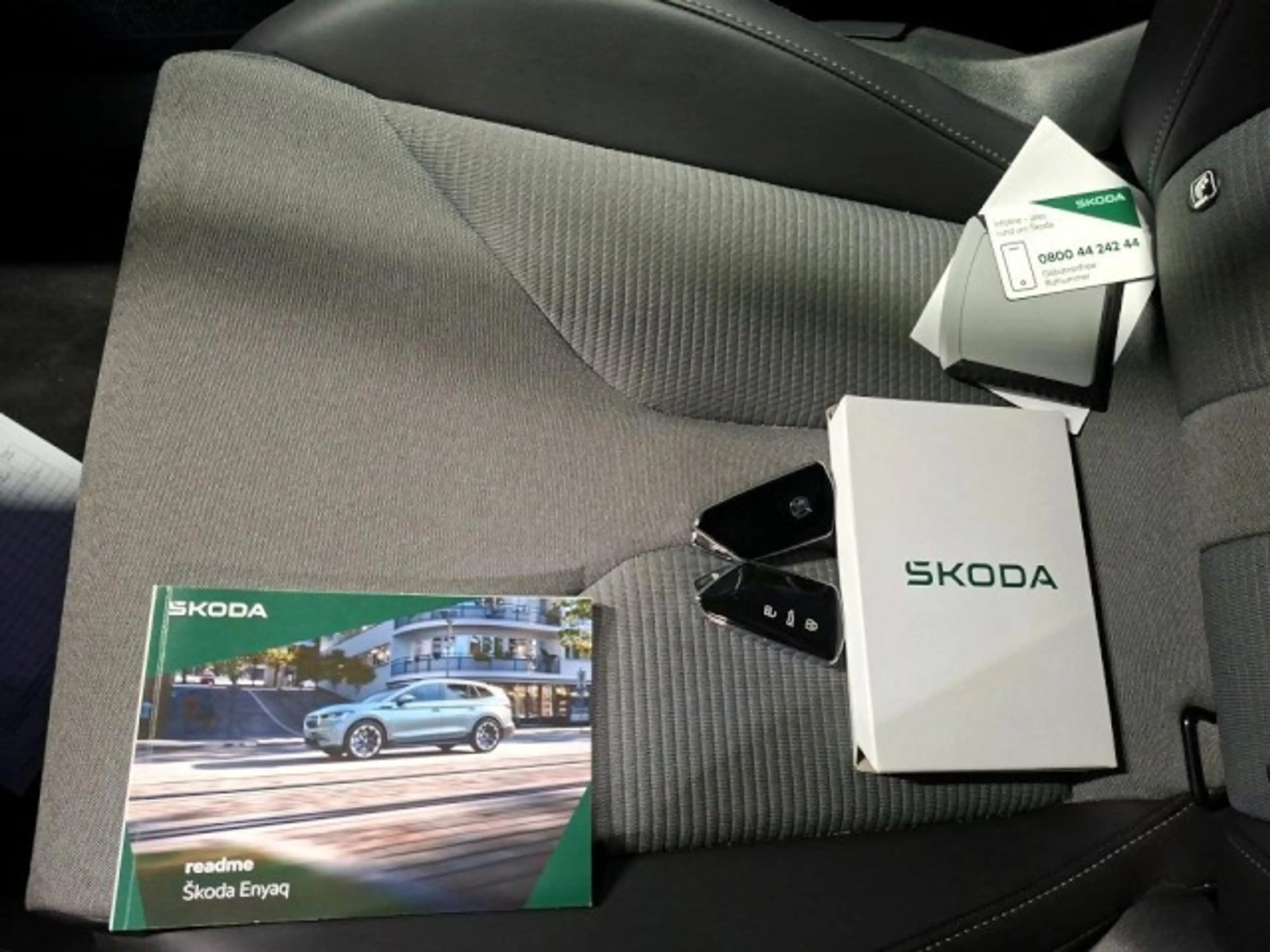Skoda Enyaq 85x Loft ALLRAD+AHK+TOTW+KESSY+ACC+WÄPU Klima — photo 5
