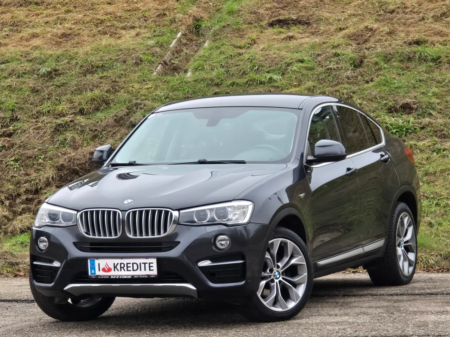 BMW X4 xDrive 30 d Top* Kredit* Automatik* Leder* Navi* Grau - 1