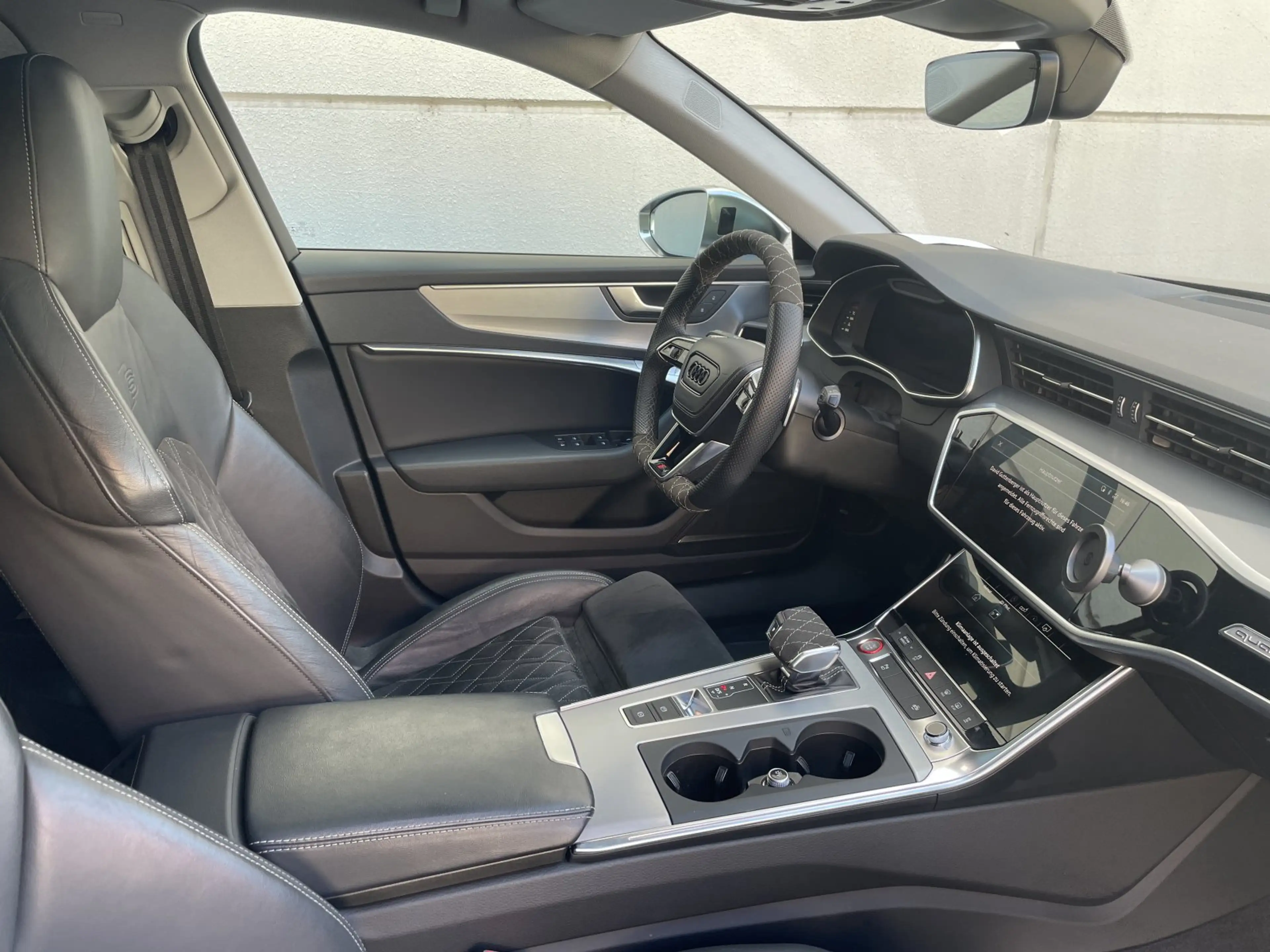 Audi S6 Avant 3.0 TDI quattro Standhz Pano Sound Assist — photo 11