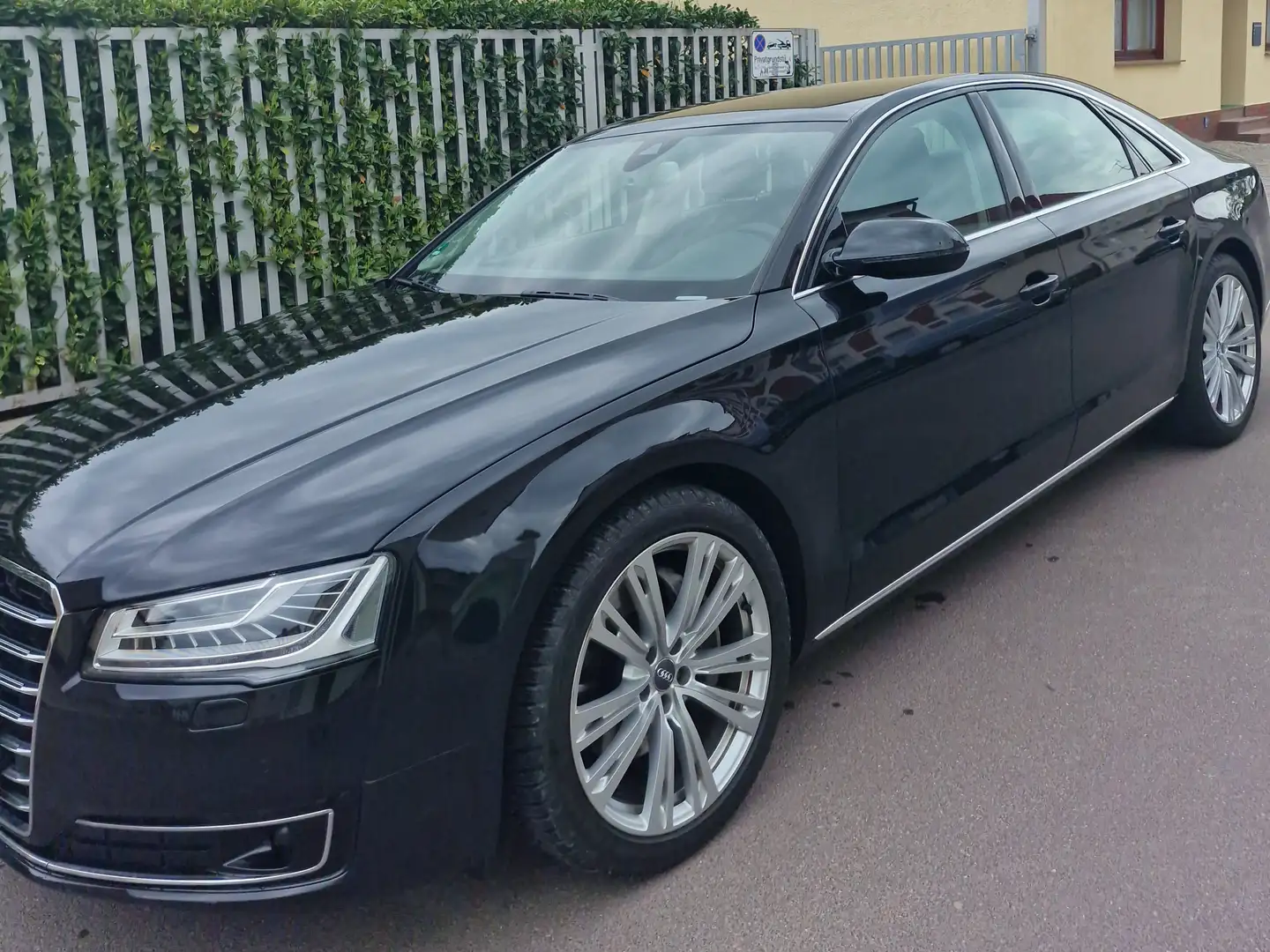 Audi A8 A8 3.0 TDI DPF clean diesel quattro tiptronic Fekete - 2