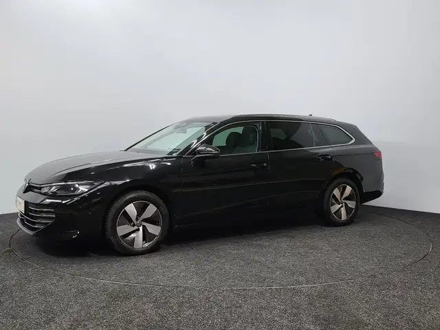 Volkswagen Passat Variant 1.5 eTSI | 2025 | 90.910 km | Led | AdaptiveCruise | Massage | Navi | CarPlay | DAB | Camera | Assist | AgroActive | Top
