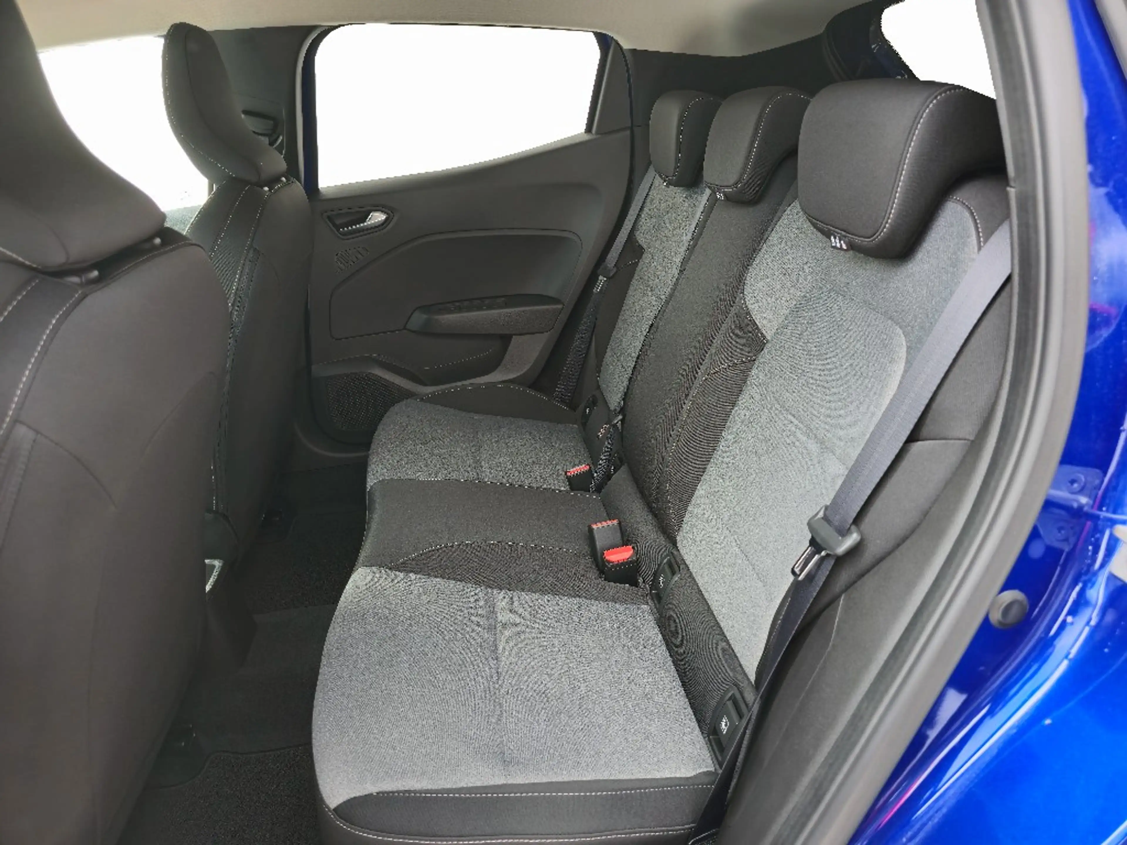 Mitsubishi Colt PLUS 1.0*TURBO*SITZHEIZUNG*LENKRADHEIZUNG* — photo 11