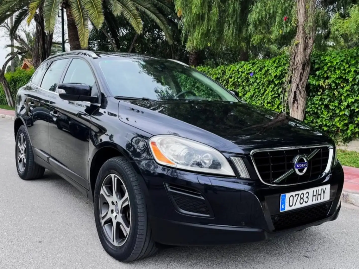 Volvo XC60 Berlina Automático de 5 Puertas Negro - 1
